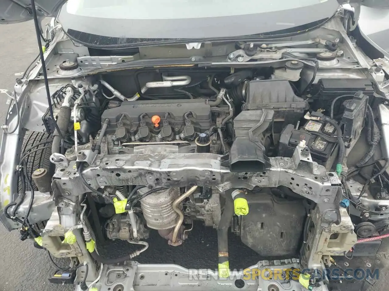 12 Photograph of a damaged car 3CZRU5H55KM708425 HONDA HR-V 2019