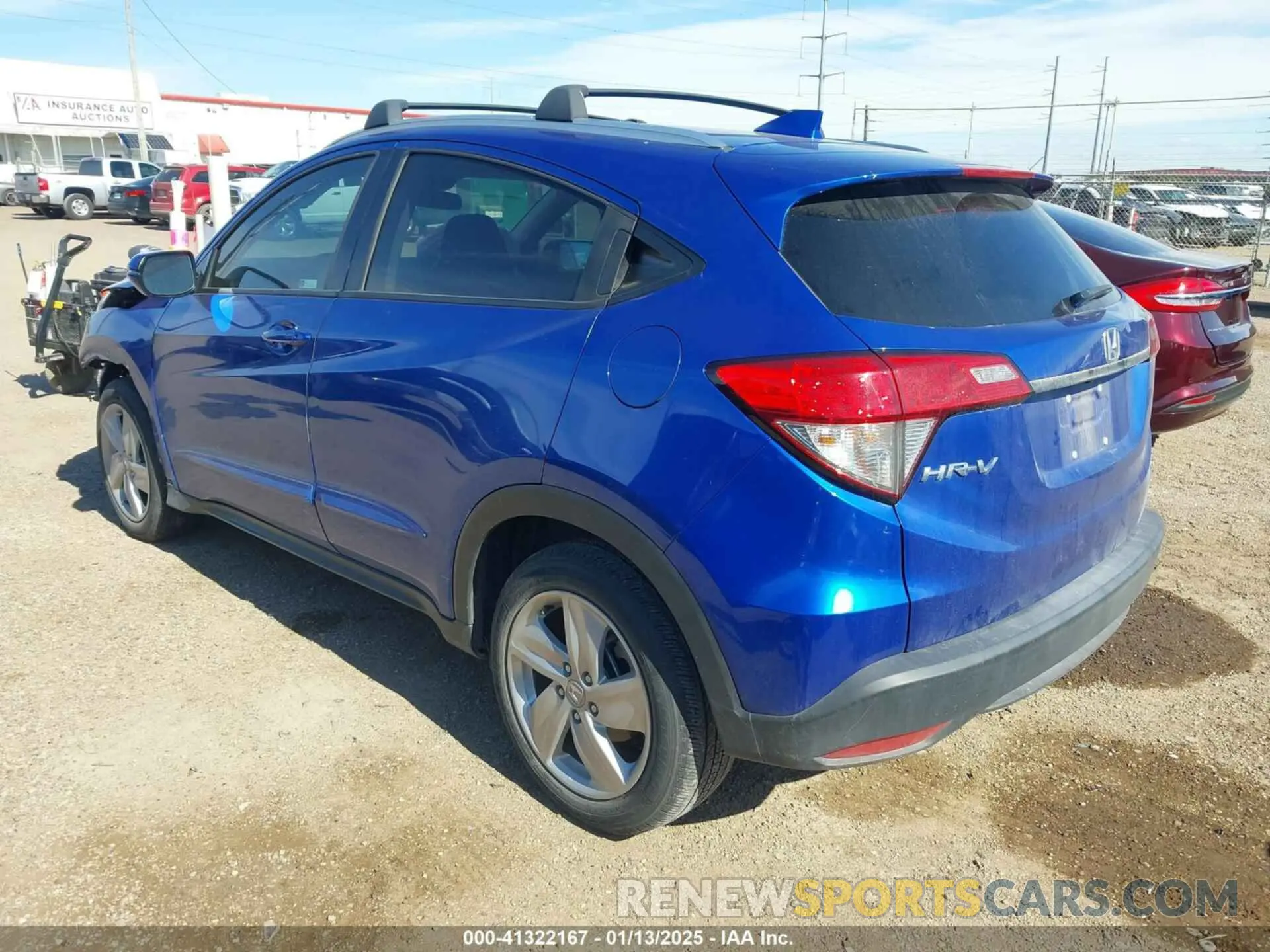 3 Photograph of a damaged car 3CZRU5H56KM706621 HONDA HR-V 2019