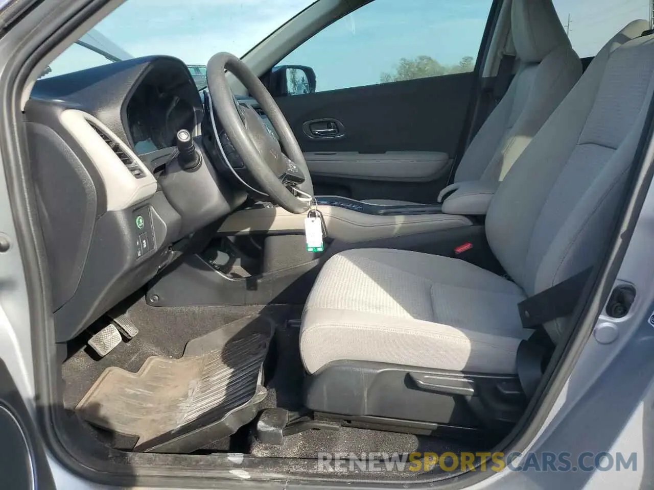 7 Photograph of a damaged car 3CZRU5H56KM711737 HONDA HR-V 2019