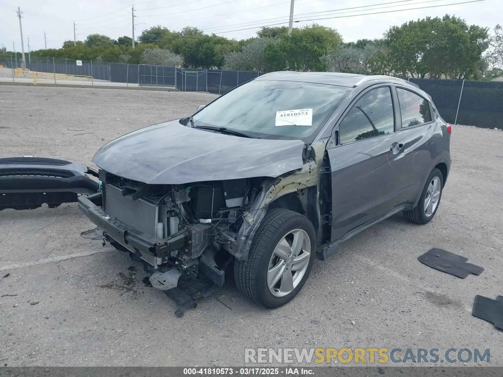 2 Photograph of a damaged car 3CZRU5H56KM728523 HONDA HR-V 2019