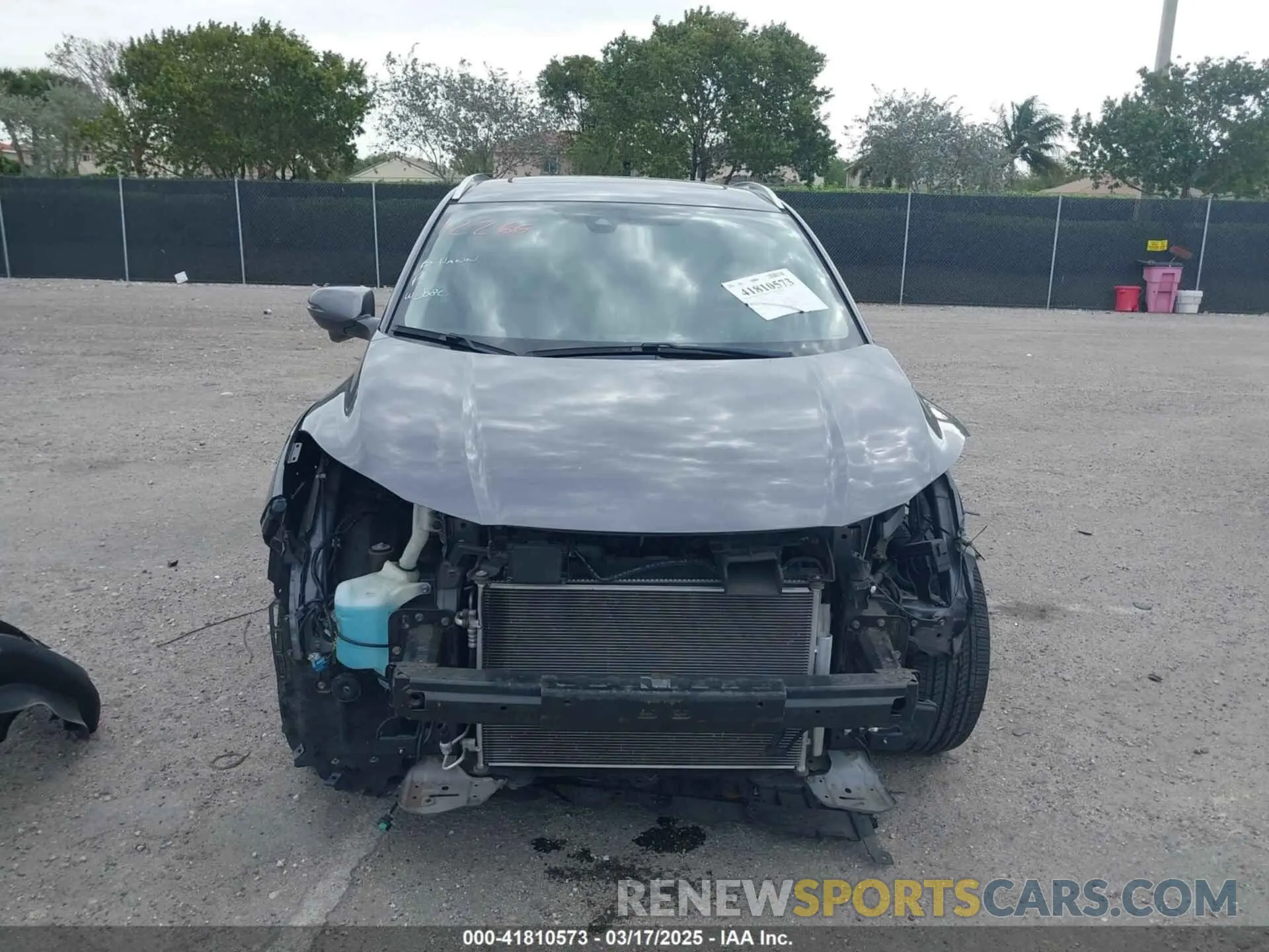 6 Photograph of a damaged car 3CZRU5H56KM728523 HONDA HR-V 2019