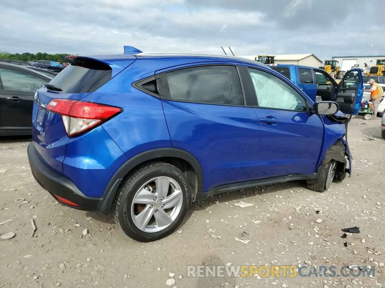 3 Photograph of a damaged car 3CZRU5H58KM709097 HONDA HR-V 2019