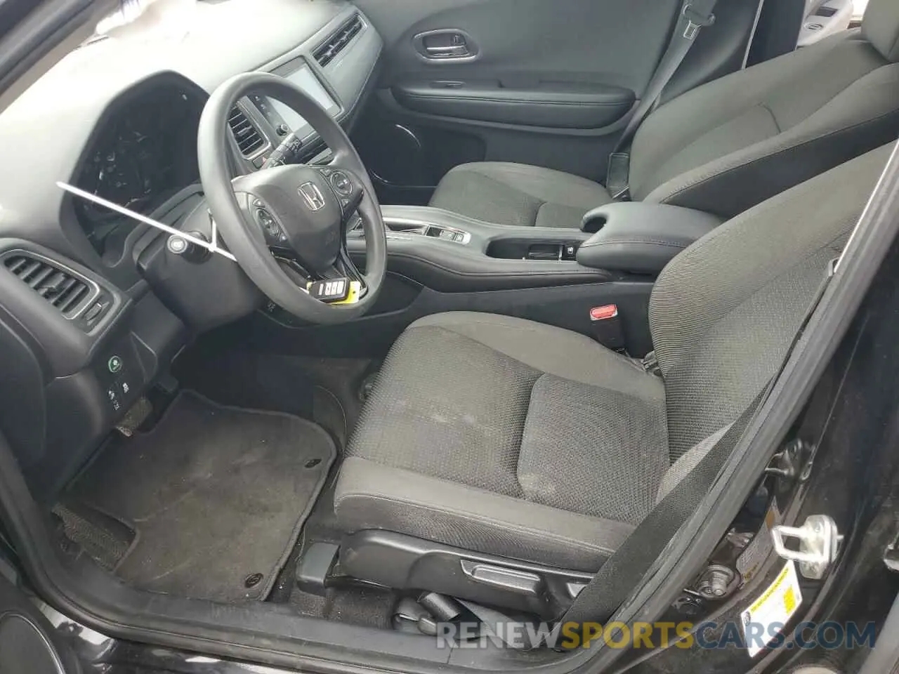 7 Photograph of a damaged car 3CZRU5H58KM711514 HONDA HR-V 2019