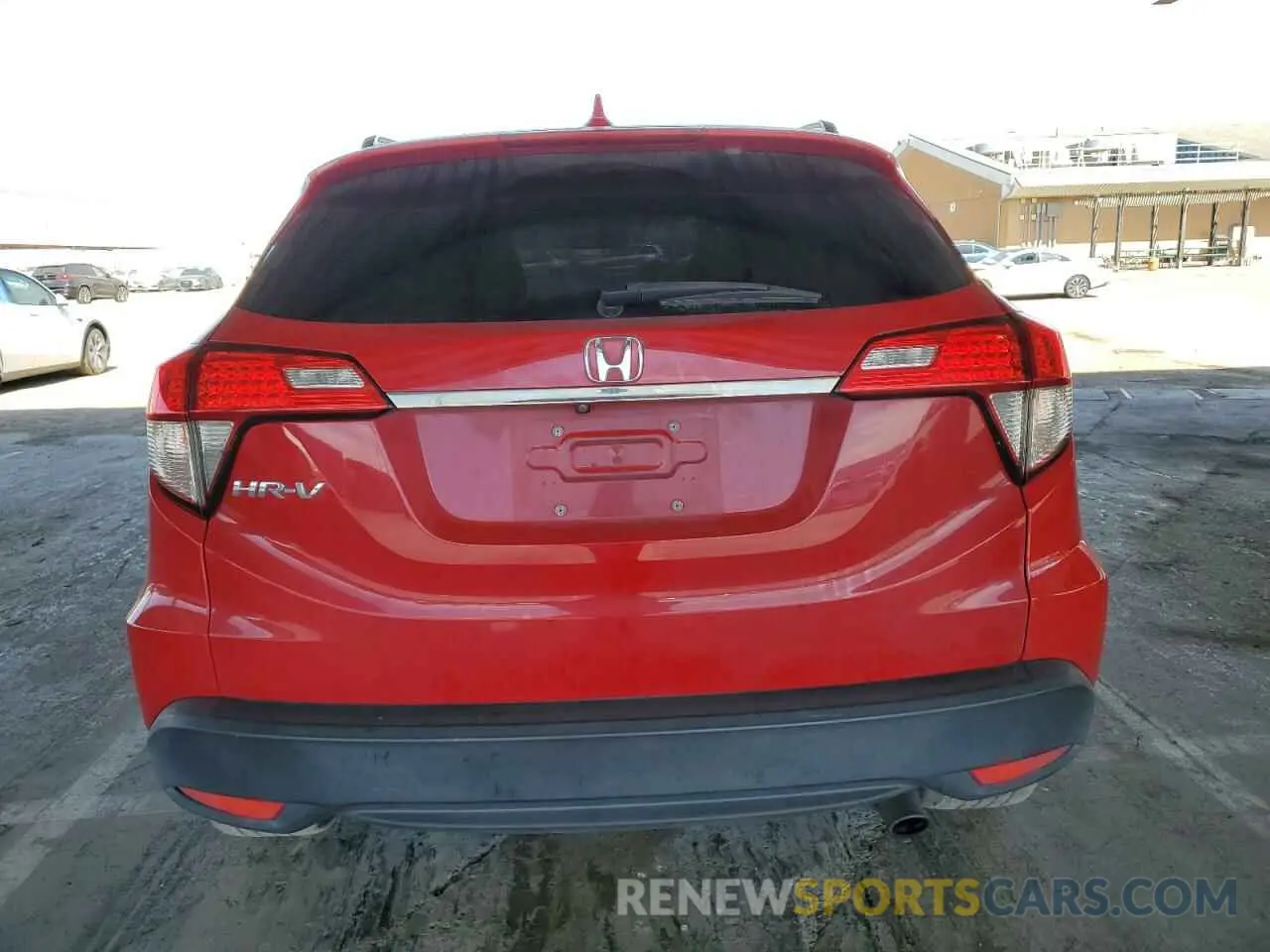 6 Photograph of a damaged car 3CZRU5H58KM717250 HONDA HR-V 2019