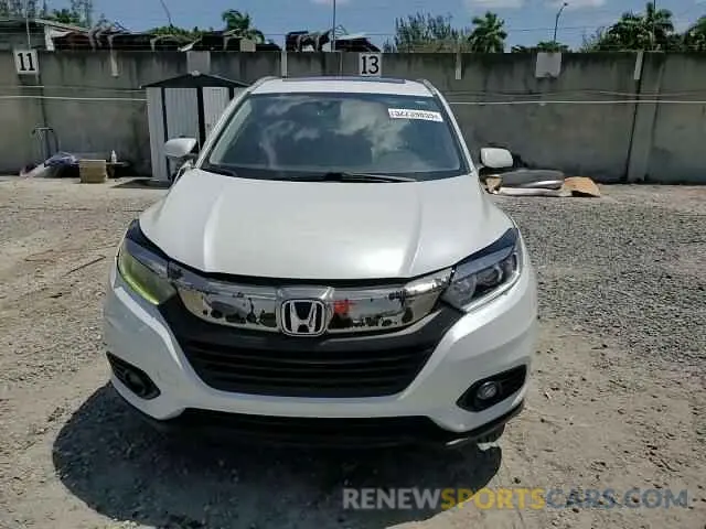 13 Photograph of a damaged car 3CZRU5H58KM717328 HONDA HR-V 2019