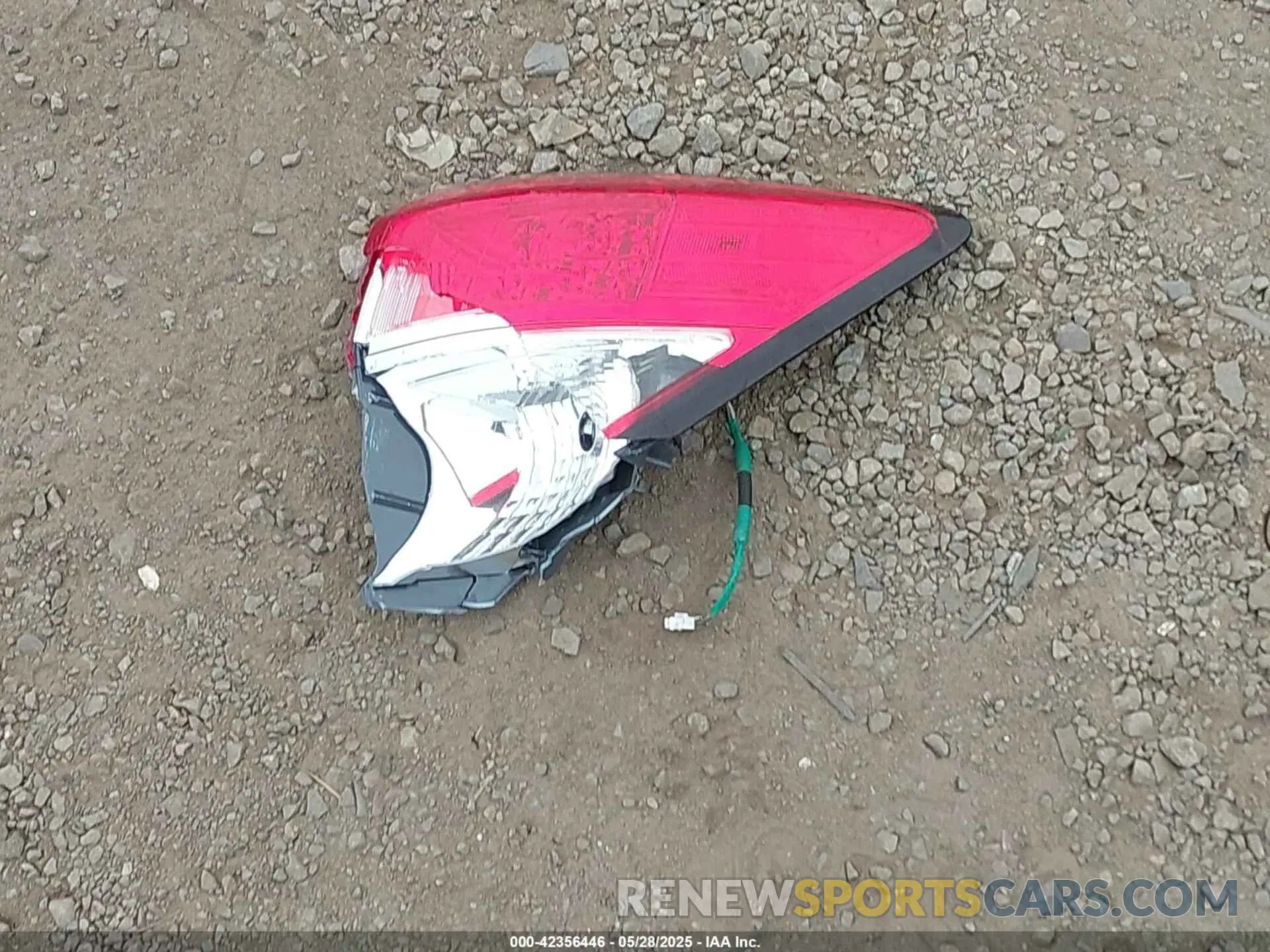 12 Photograph of a damaged car 3CZRU5H58KM723792 HONDA HR-V 2019