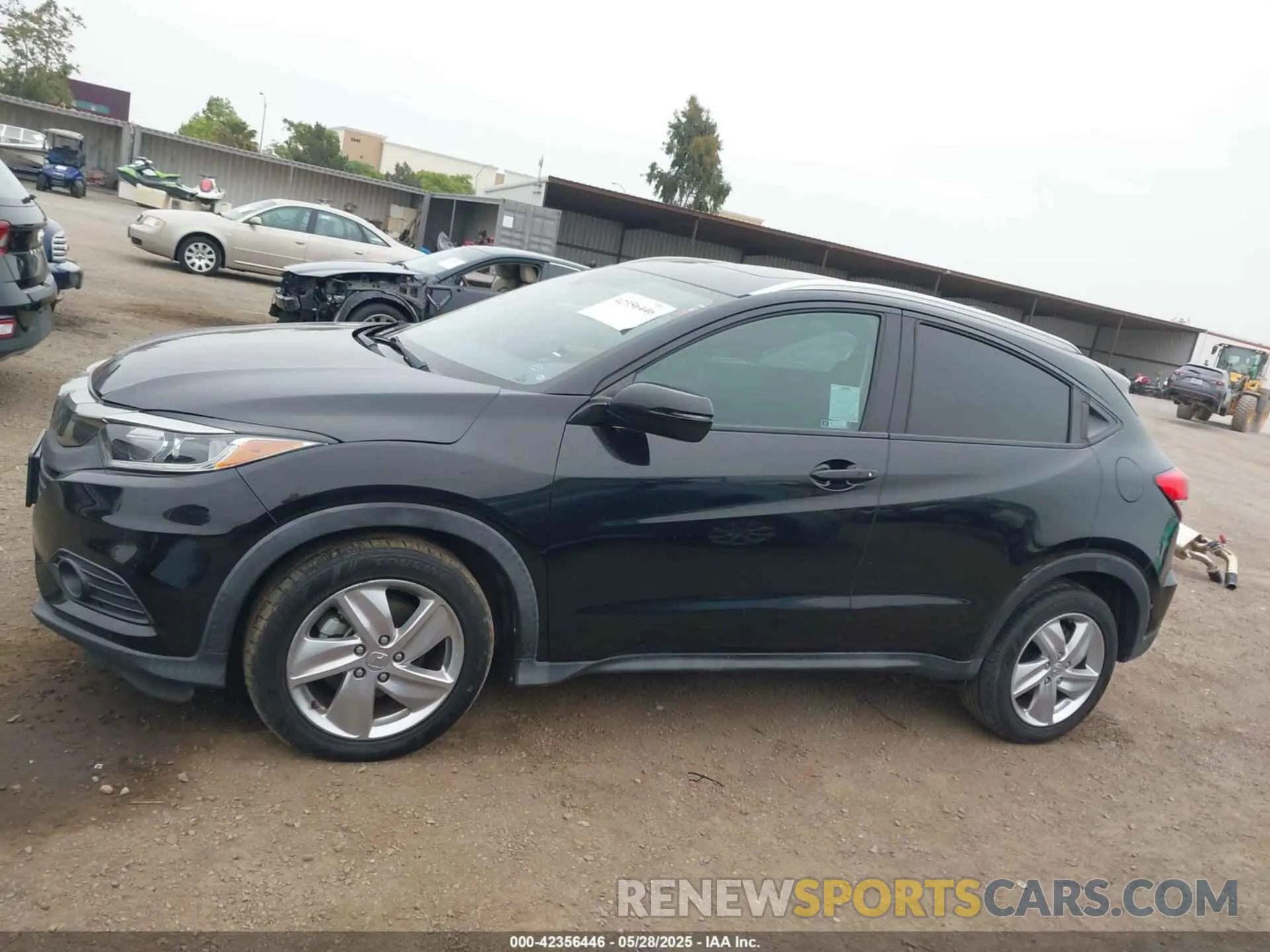 15 Photograph of a damaged car 3CZRU5H58KM723792 HONDA HR-V 2019