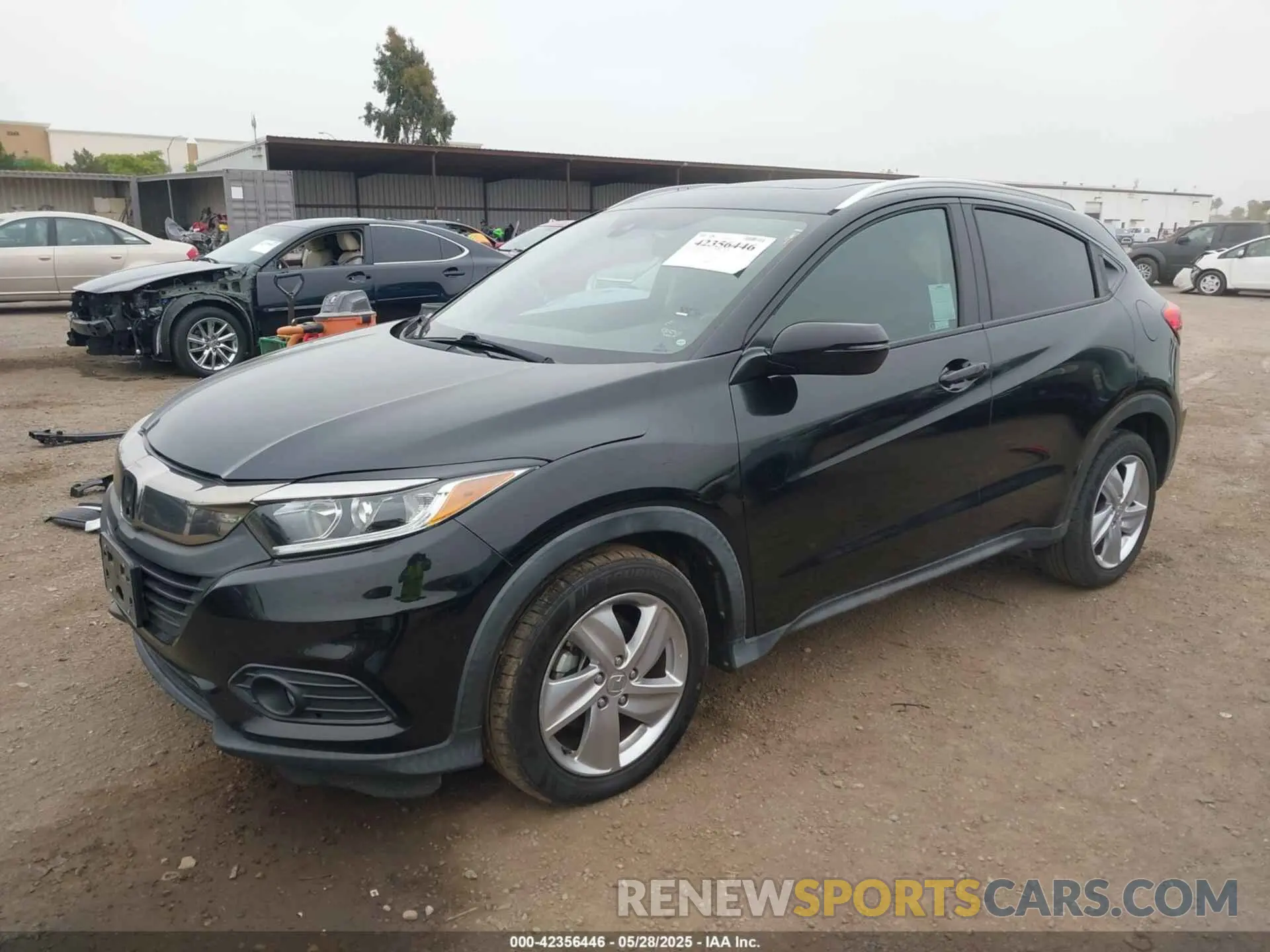 2 Photograph of a damaged car 3CZRU5H58KM723792 HONDA HR-V 2019