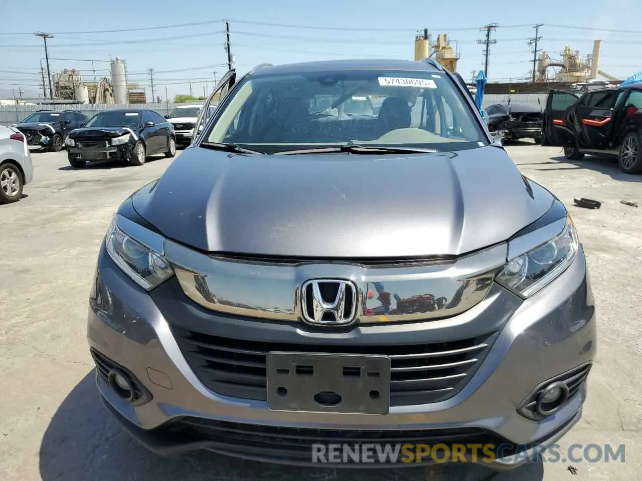 5 Photograph of a damaged car 3CZRU5H58KM728359 HONDA HR-V 2019