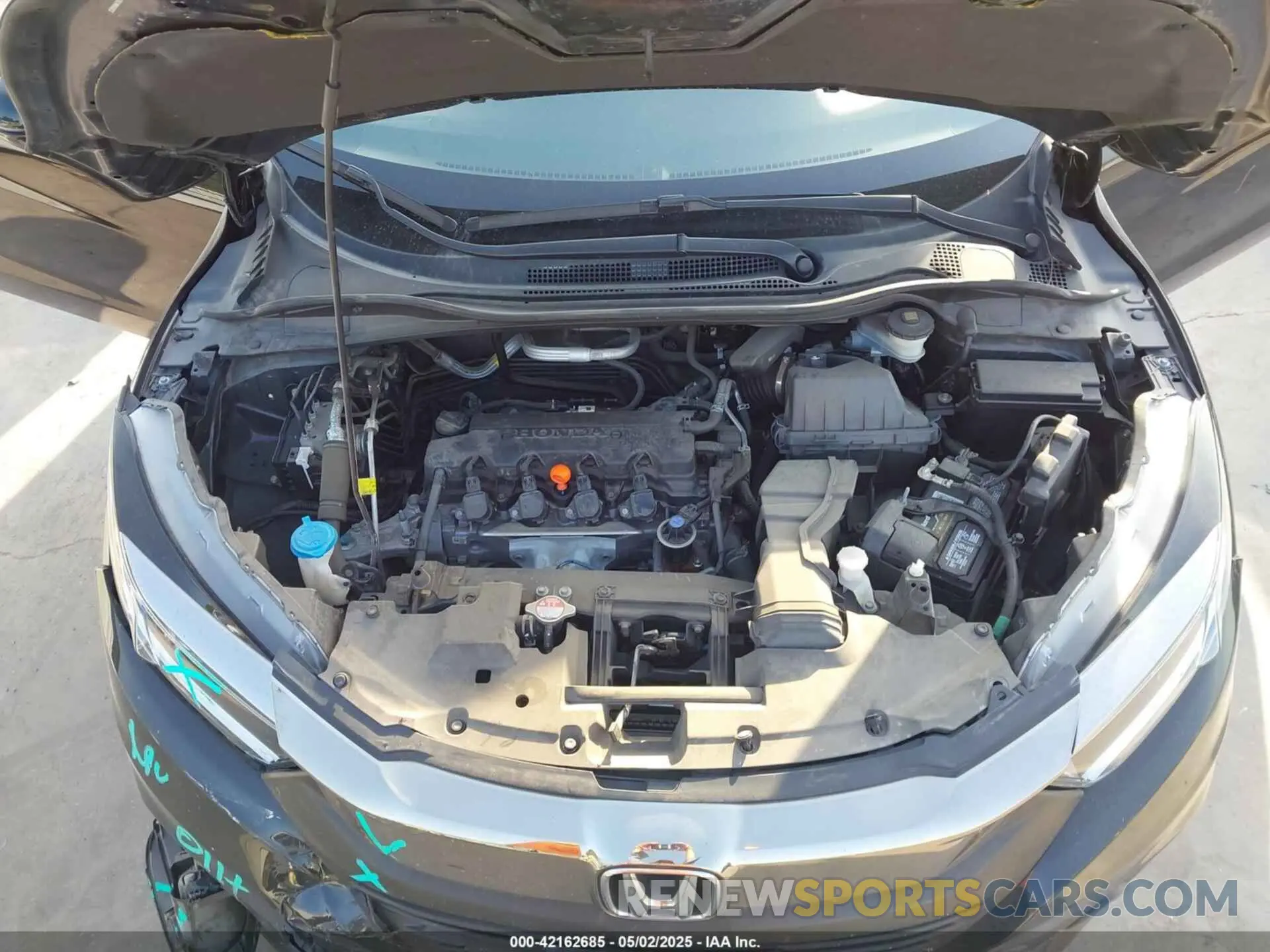 10 Photograph of a damaged car 3CZRU5H59KM729035 HONDA HR-V 2019