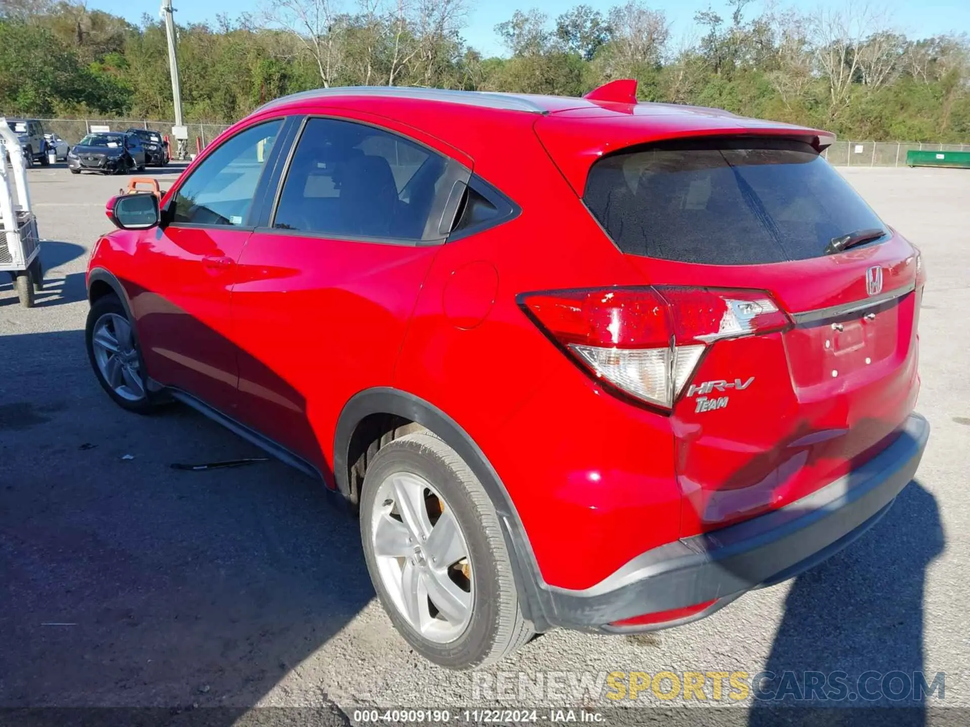 3 Photograph of a damaged car 3CZRU5H5XKM701213 HONDA HR-V 2019