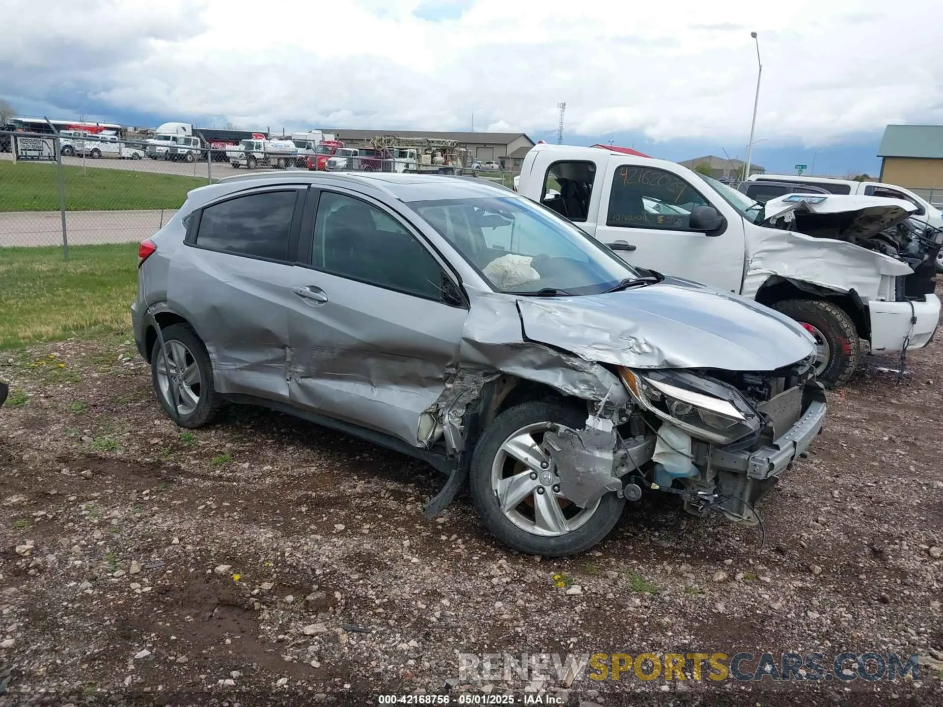 1 Photograph of a damaged car 3CZRU5H5XKM710638 HONDA HR-V 2019