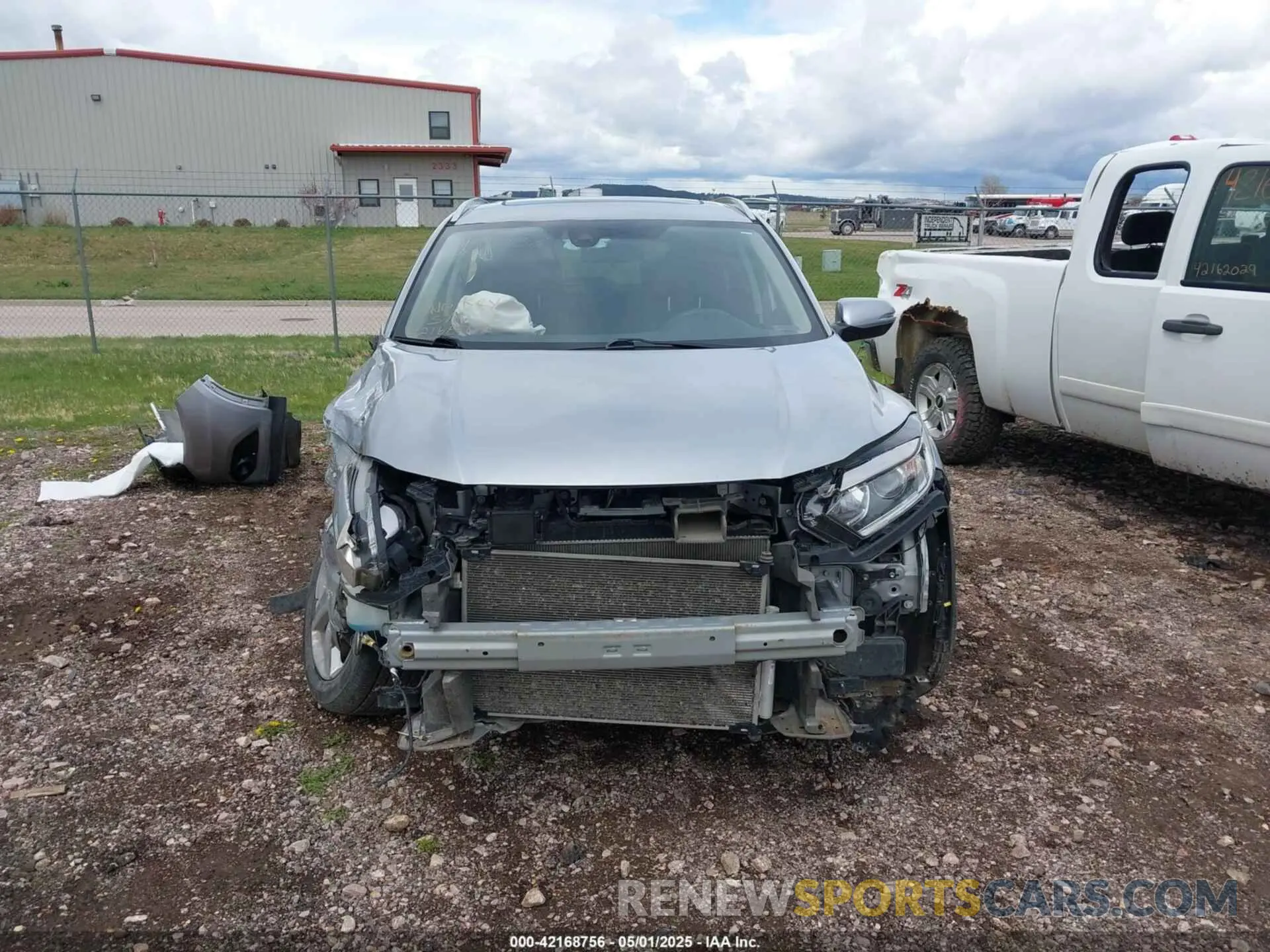 13 Photograph of a damaged car 3CZRU5H5XKM710638 HONDA HR-V 2019