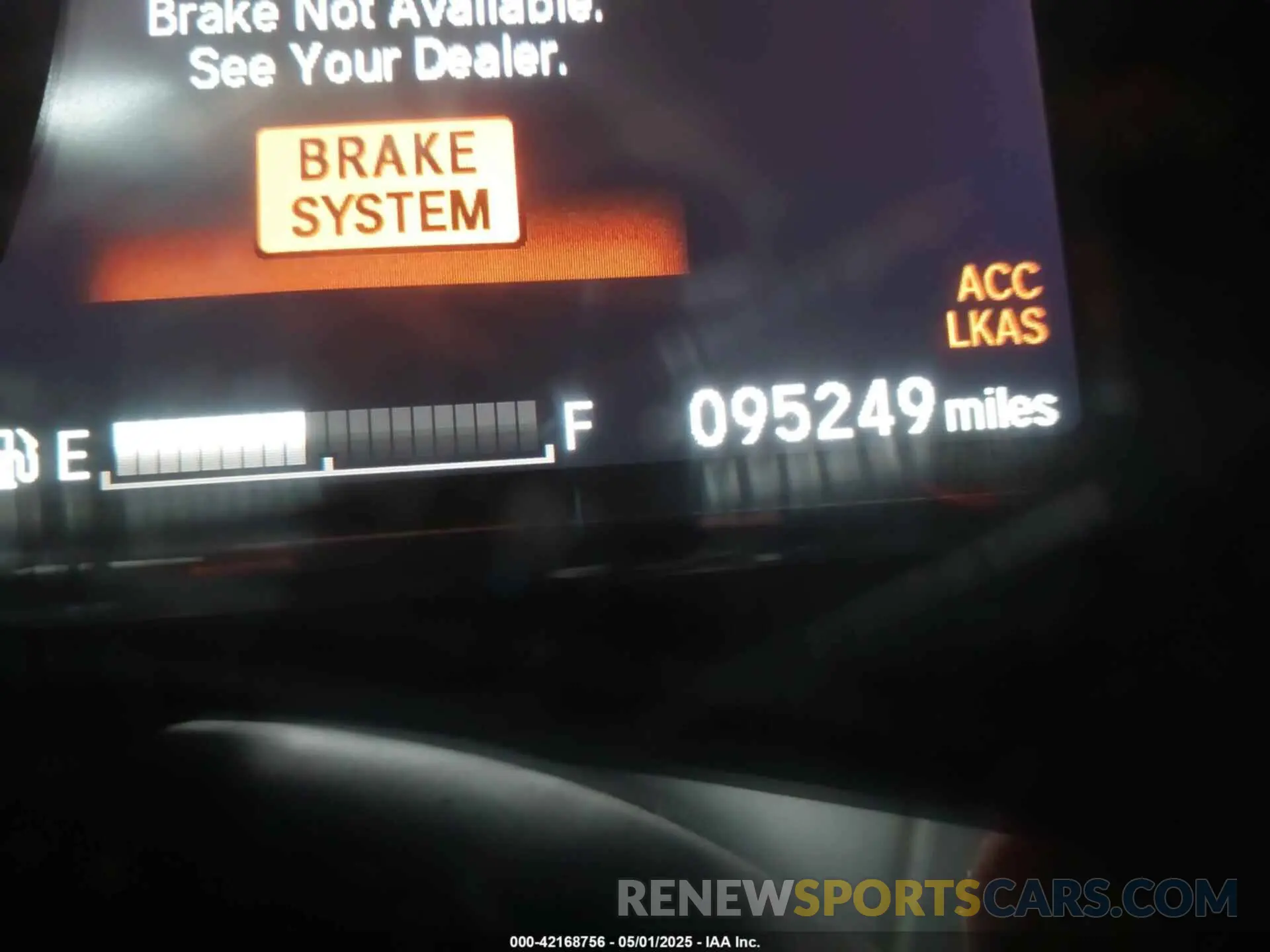 16 Photograph of a damaged car 3CZRU5H5XKM710638 HONDA HR-V 2019