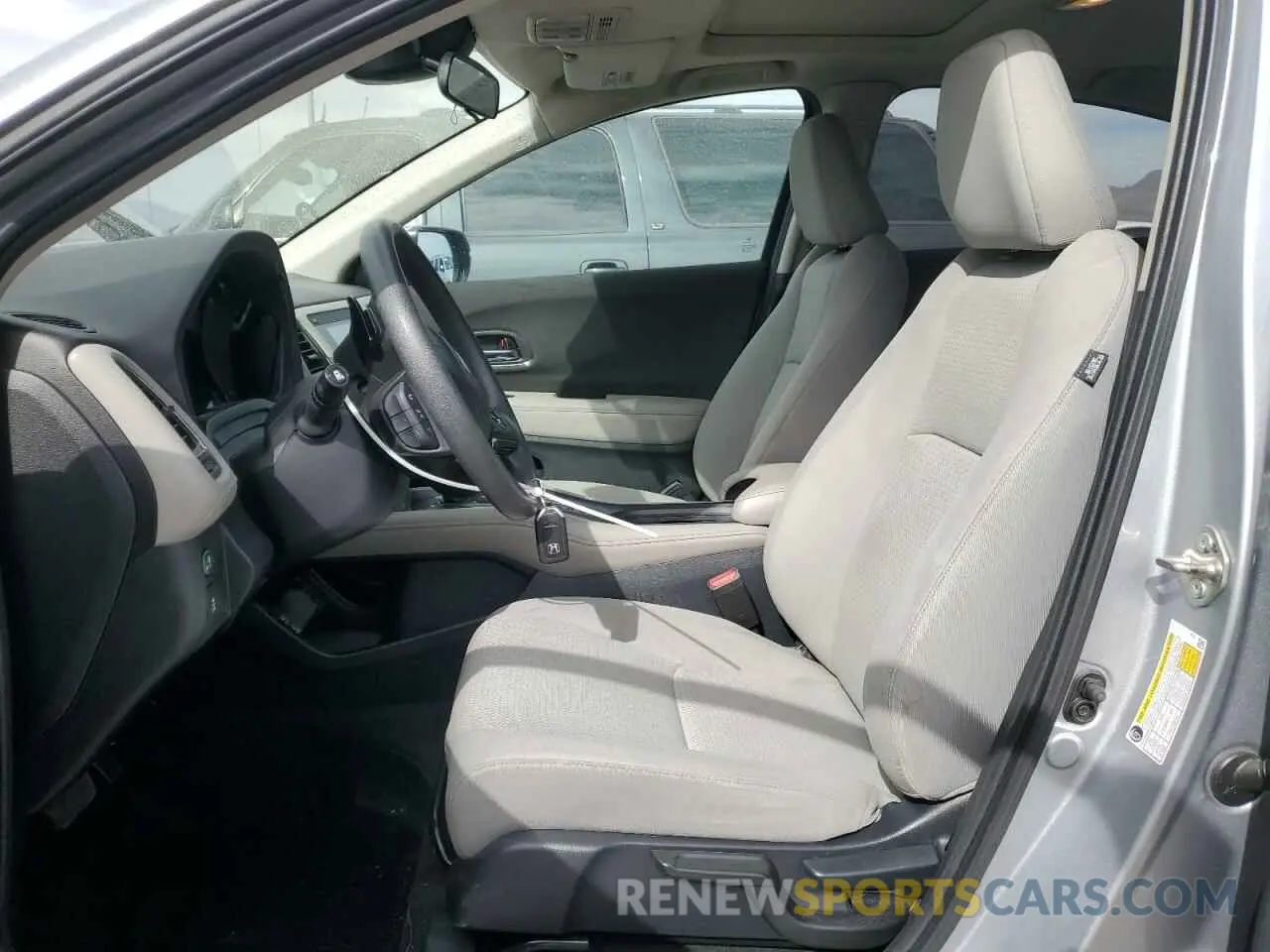 7 Photograph of a damaged car 3CZRU5H5XKM729996 HONDA HR-V 2019