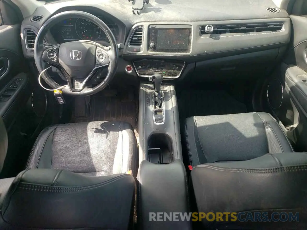 8 Photograph of a damaged car 3CZRU5H72KM709176 HONDA HR-V 2019