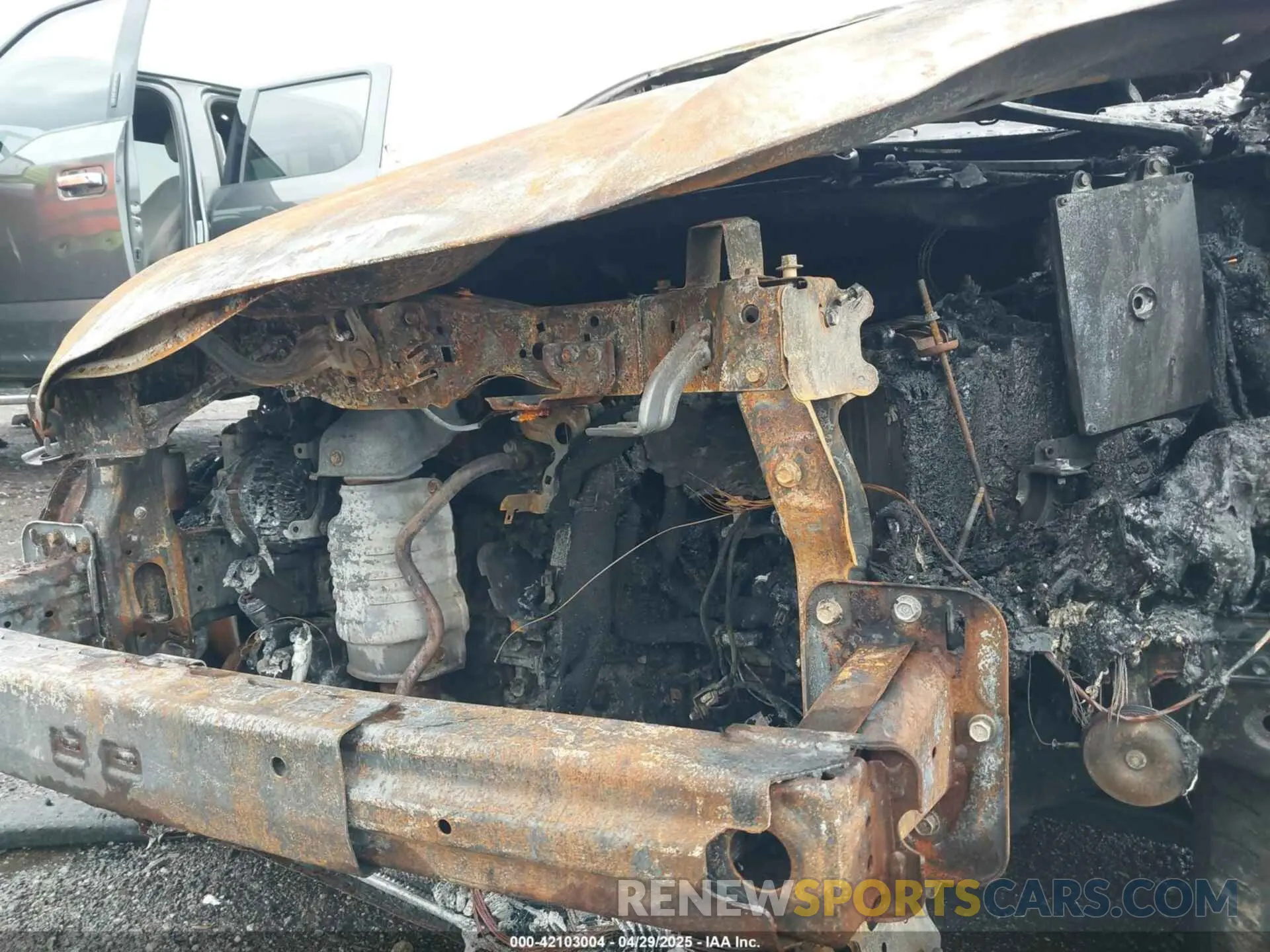 10 Photograph of a damaged car 3CZRU5H75KM714288 HONDA HR-V 2019