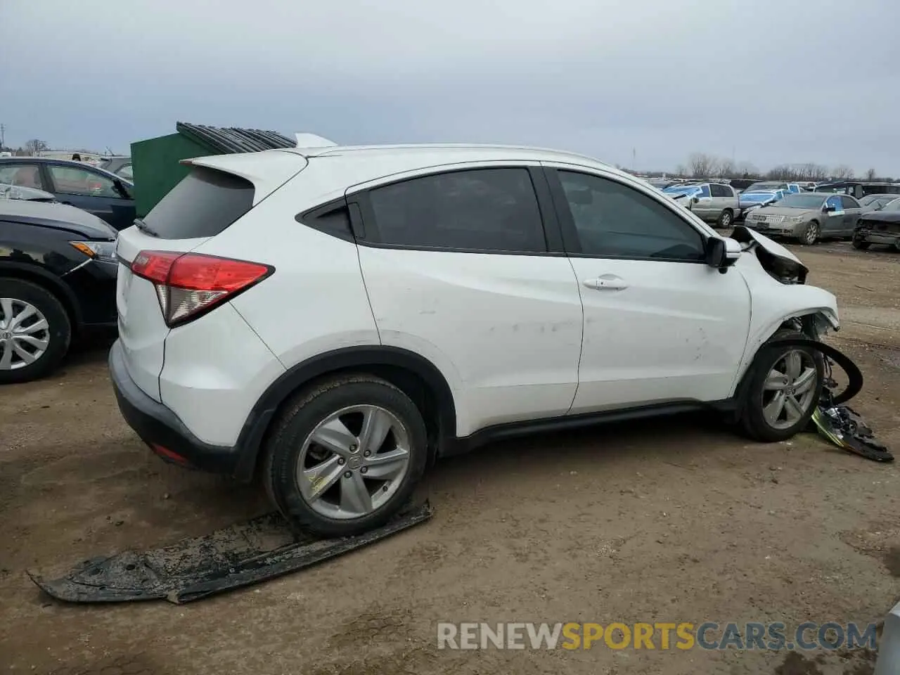 3 Photograph of a damaged car 3CZRU5H76KM726577 HONDA HR-V 2019