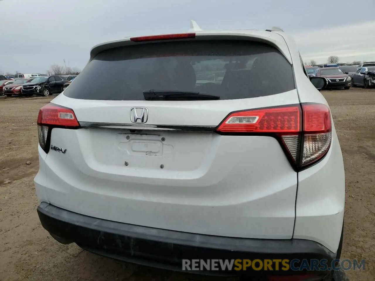 6 Photograph of a damaged car 3CZRU5H76KM726577 HONDA HR-V 2019