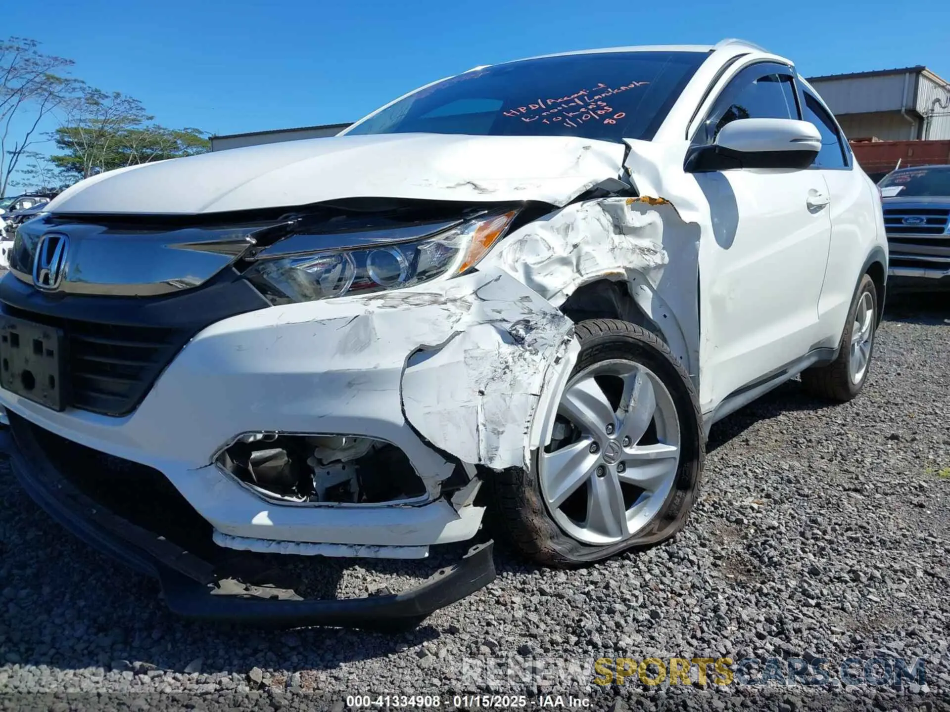 6 Photograph of a damaged car 3CZRU5H77KM701428 HONDA HR-V 2019