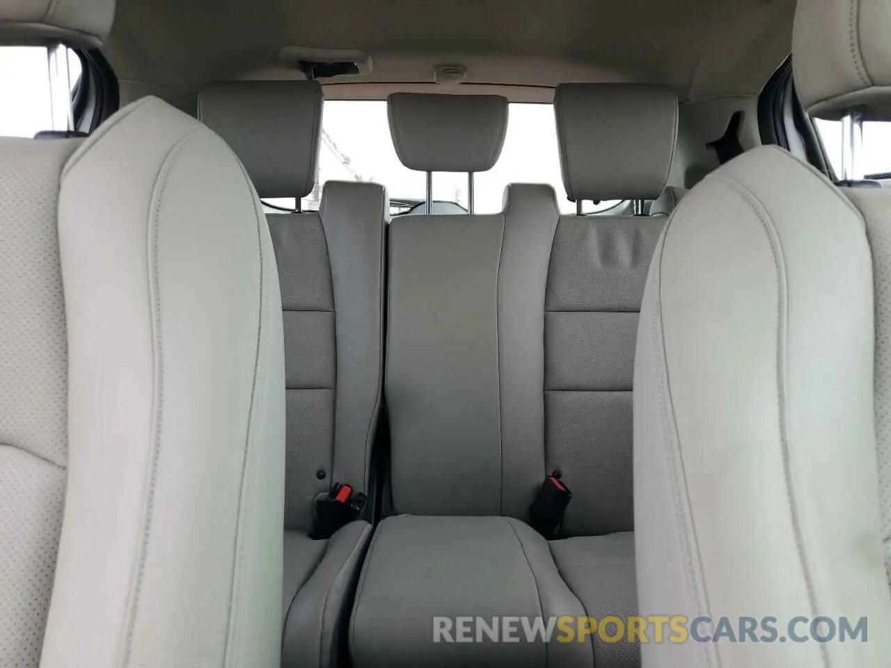 10 Photograph of a damaged car 3CZRU5H77KM712350 HONDA HR-V 2019