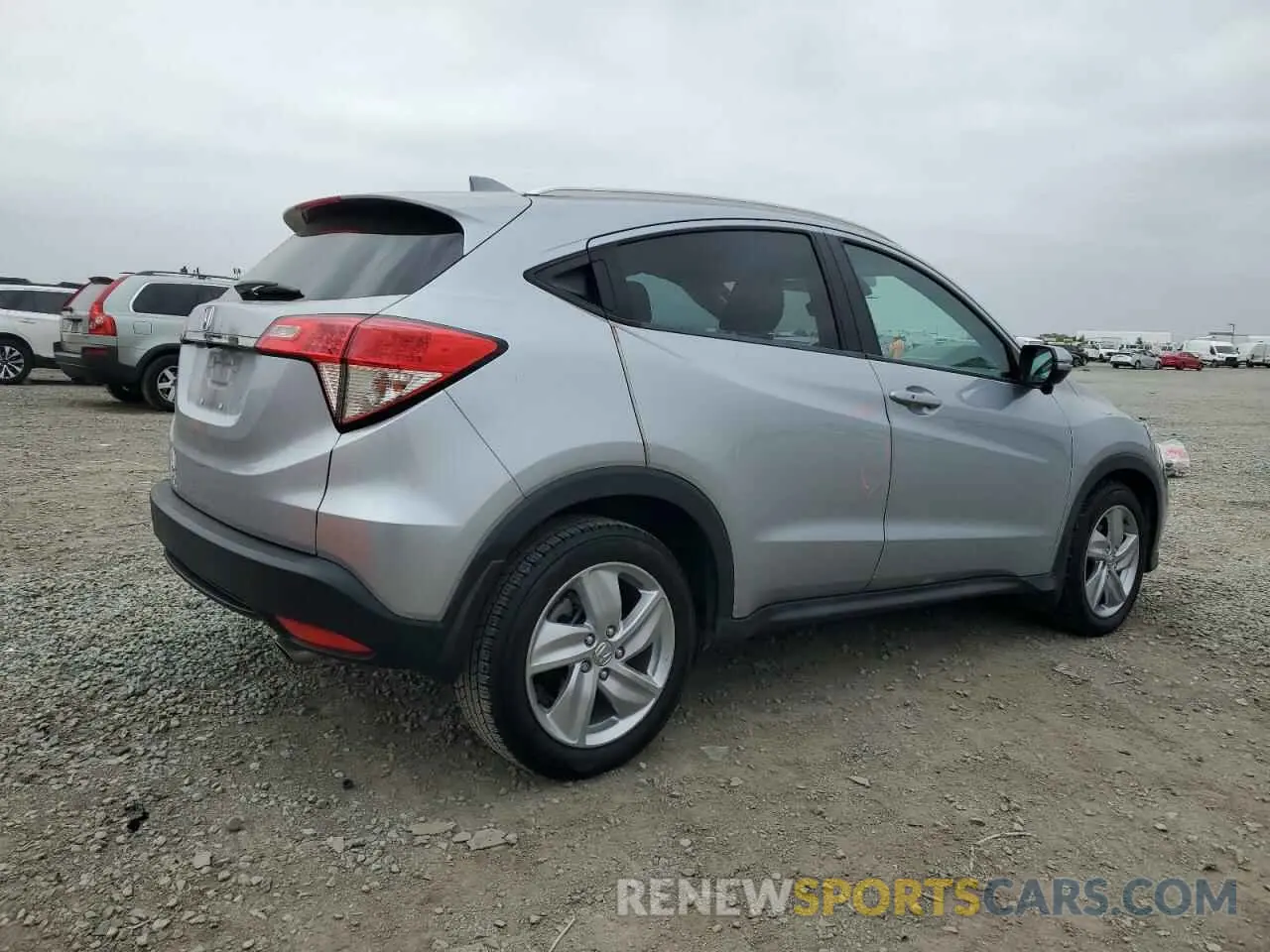 3 Photograph of a damaged car 3CZRU5H77KM712350 HONDA HR-V 2019
