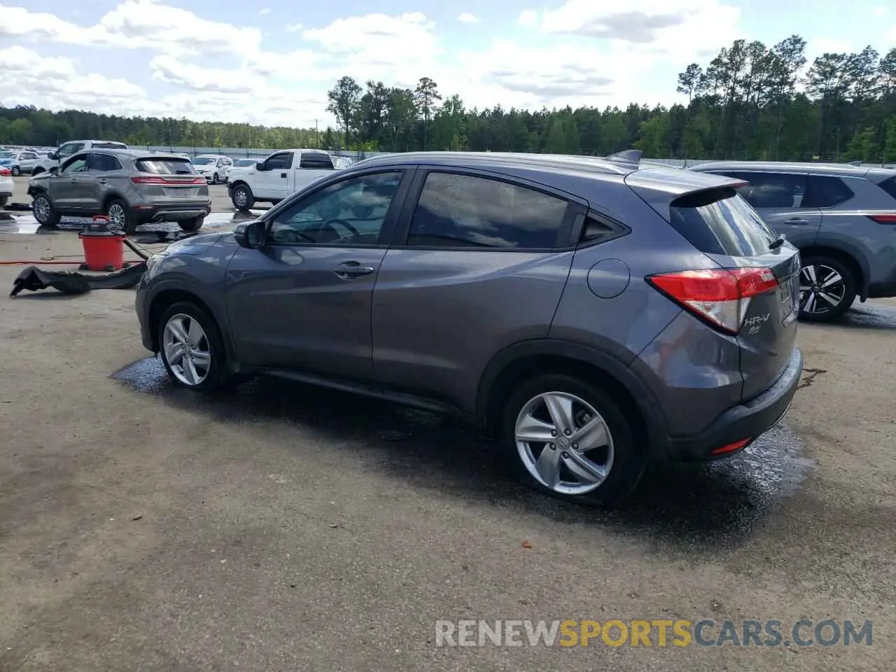 2 Photograph of a damaged car 3CZRU5H78KM705956 HONDA HR-V 2019