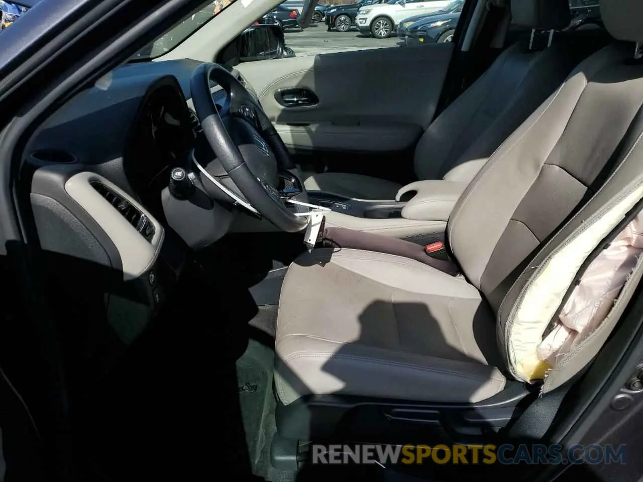 7 Photograph of a damaged car 3CZRU5H79KM712298 HONDA HR-V 2019
