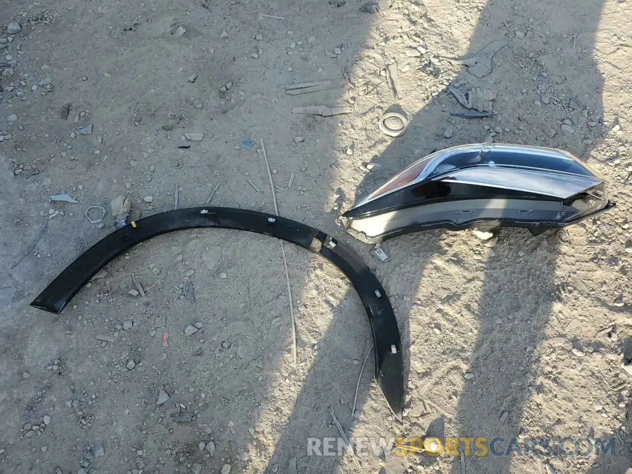 13 Photograph of a damaged car 3CZRU5H79KM725665 HONDA HR-V 2019