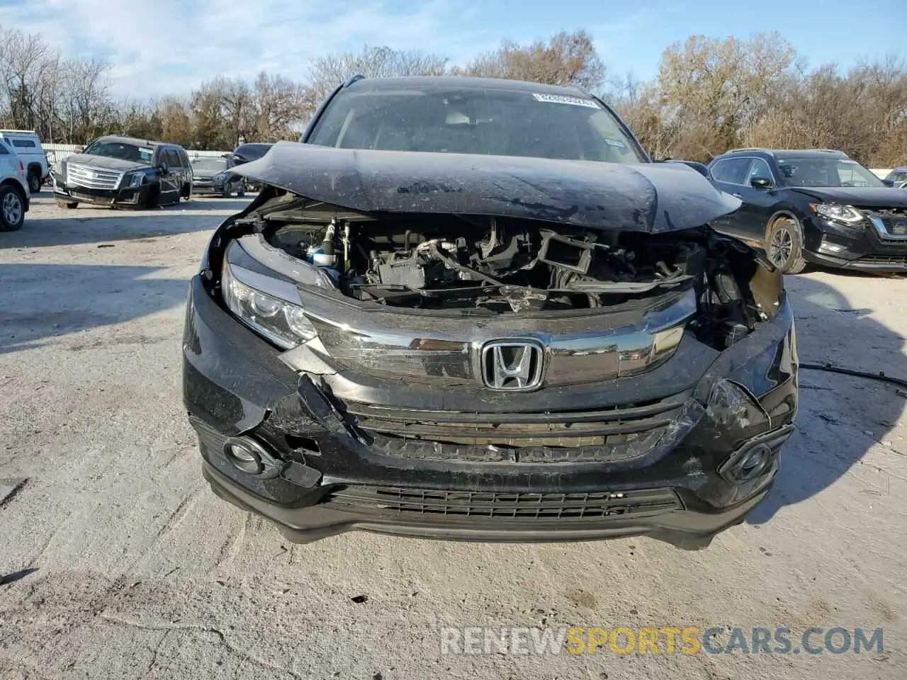 5 Photograph of a damaged car 3CZRU5H79KM725665 HONDA HR-V 2019