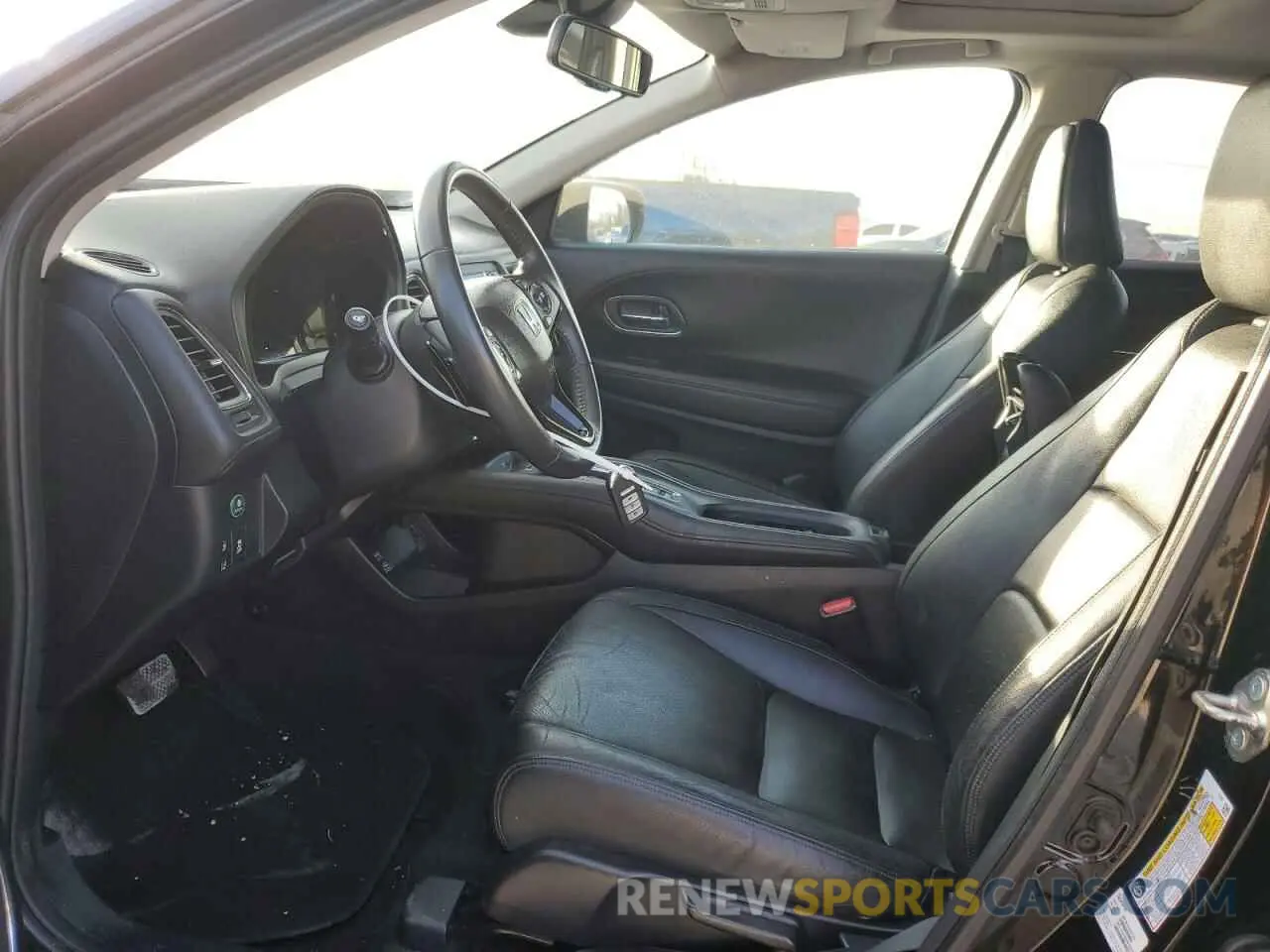 7 Photograph of a damaged car 3CZRU5H79KM725665 HONDA HR-V 2019