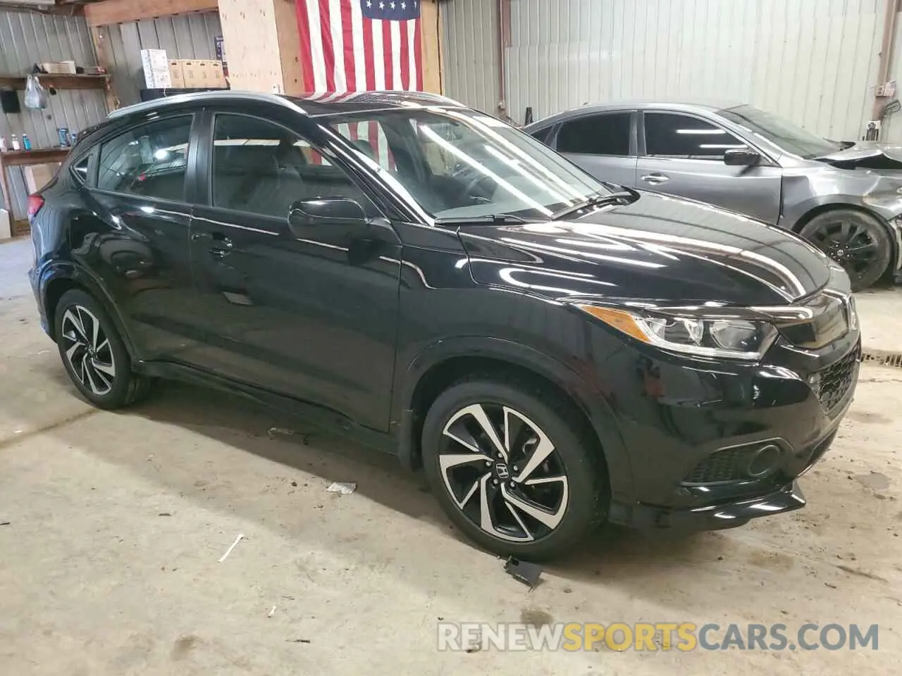 4 Photograph of a damaged car 3CZRU6H10KG729989 HONDA HR-V 2019