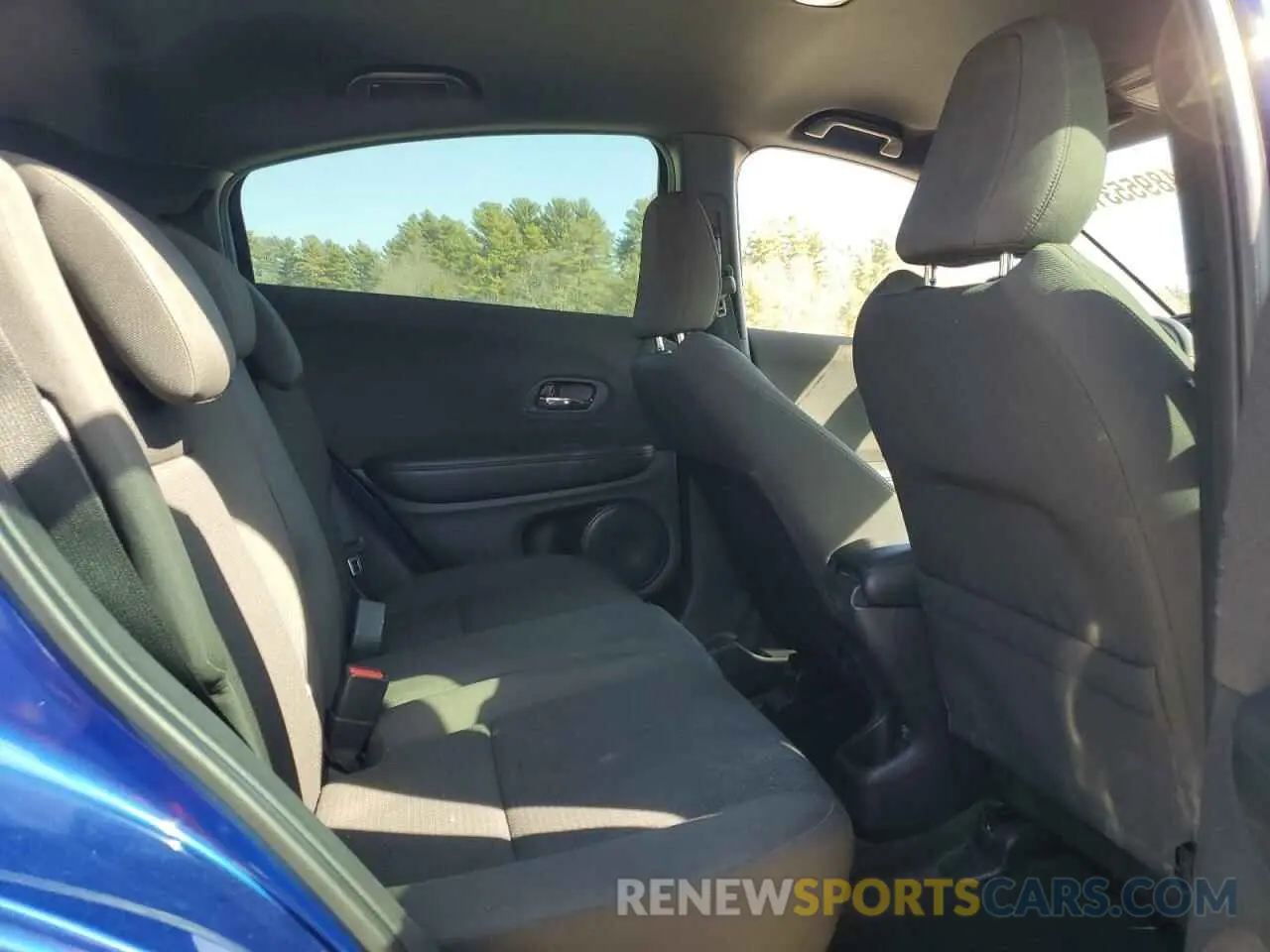11 Photograph of a damaged car 3CZRU6H10KM709467 HONDA HR-V 2019
