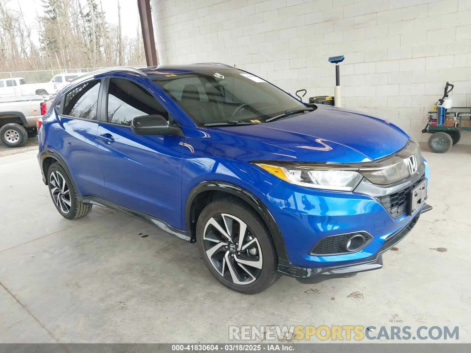 1 Photograph of a damaged car 3CZRU6H11KG723067 HONDA HR-V 2019