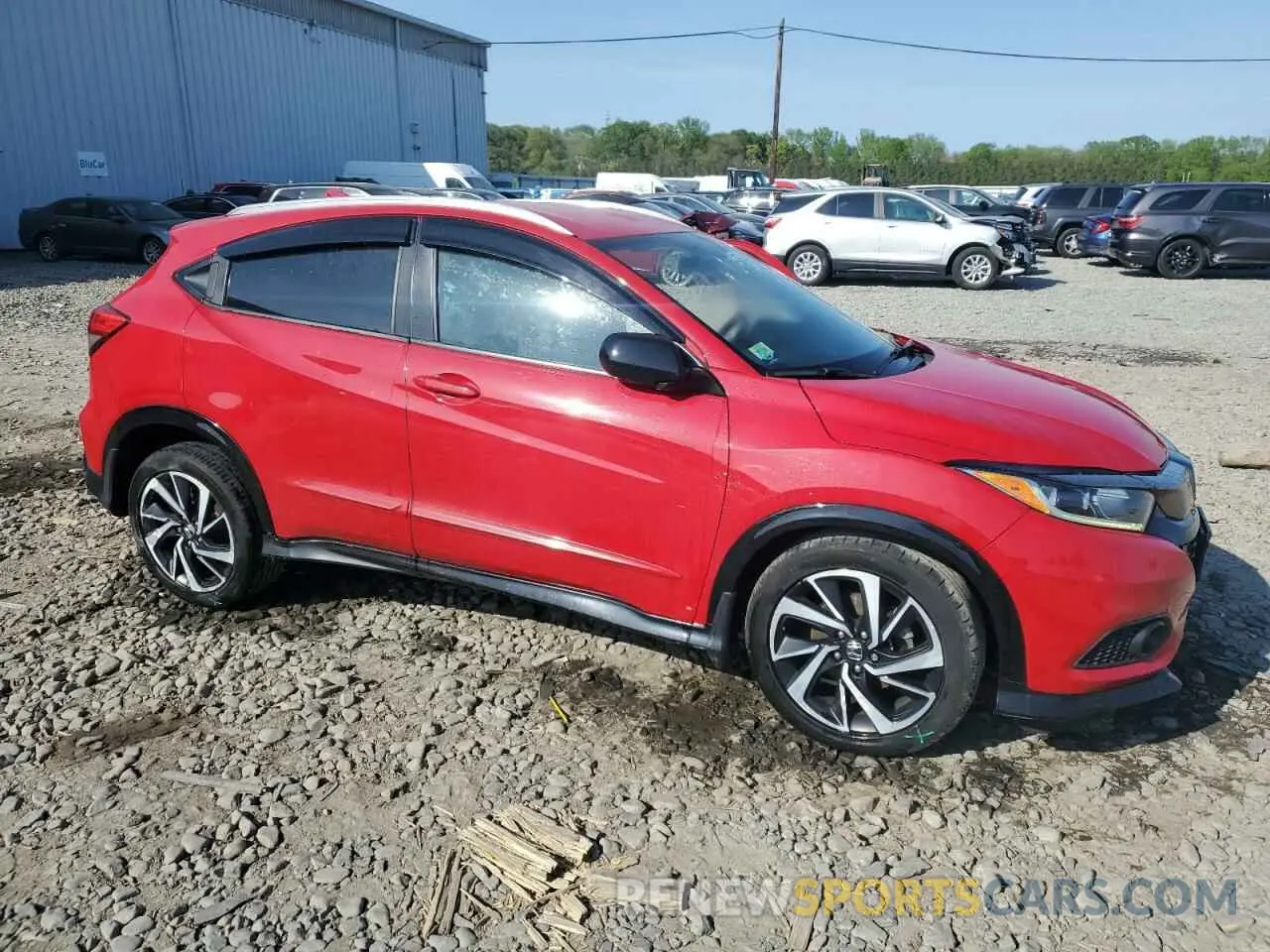 4 Photograph of a damaged car 3CZRU6H12KG711669 HONDA HR-V 2019