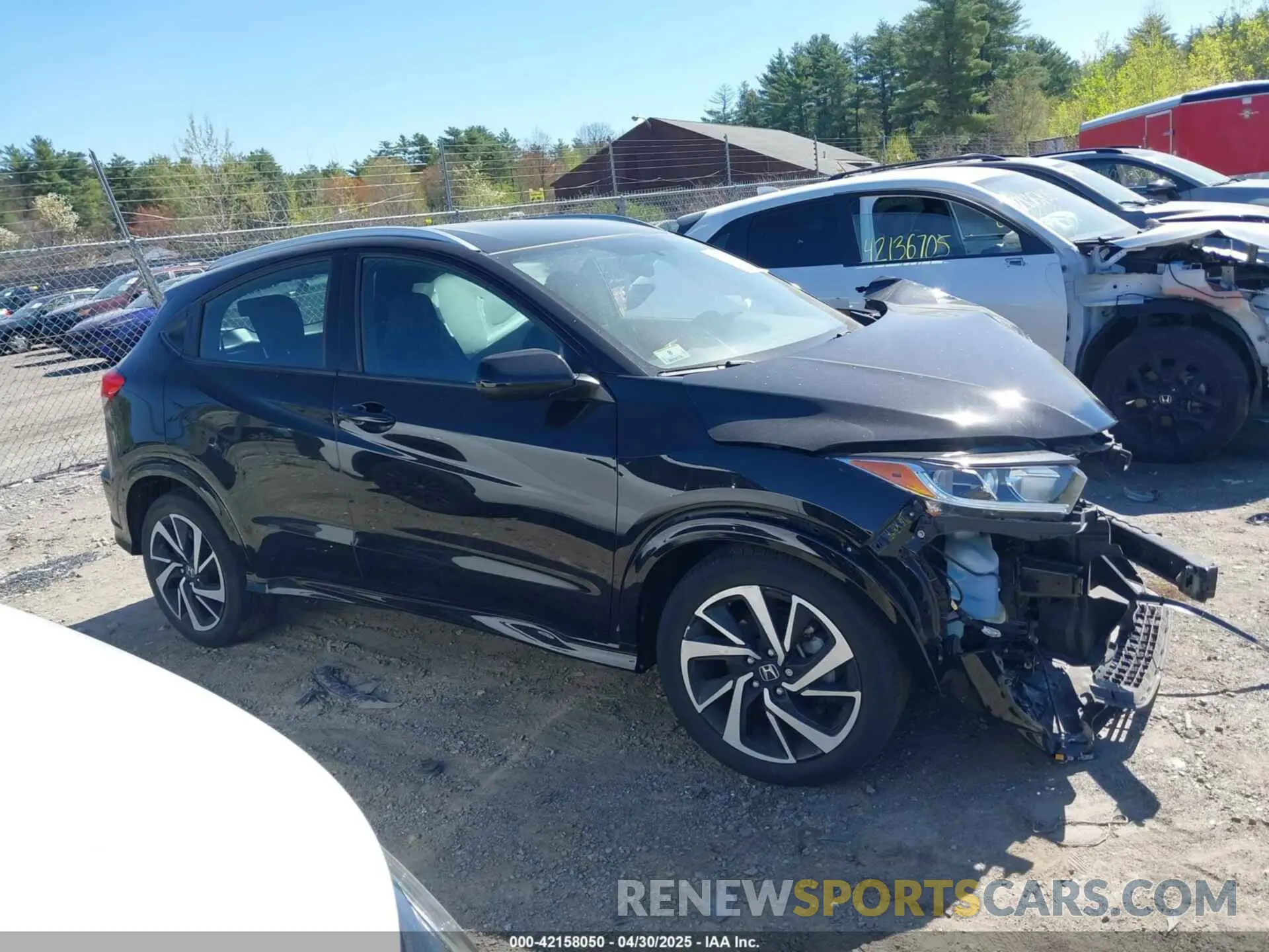 13 Photograph of a damaged car 3CZRU6H12KG734630 HONDA HR-V 2019