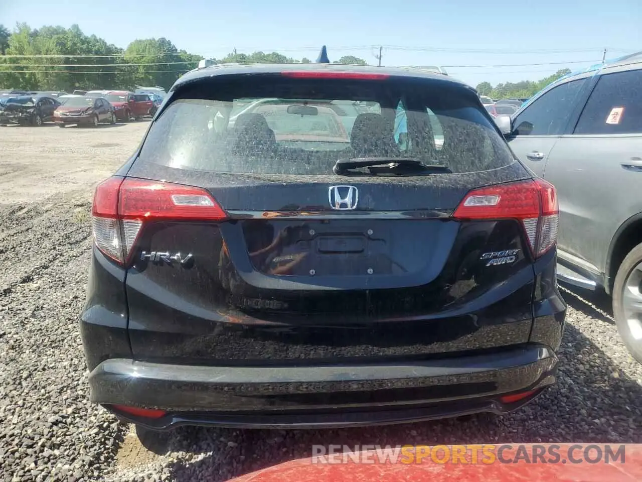 6 Photograph of a damaged car 3CZRU6H13KG700535 HONDA HR-V 2019