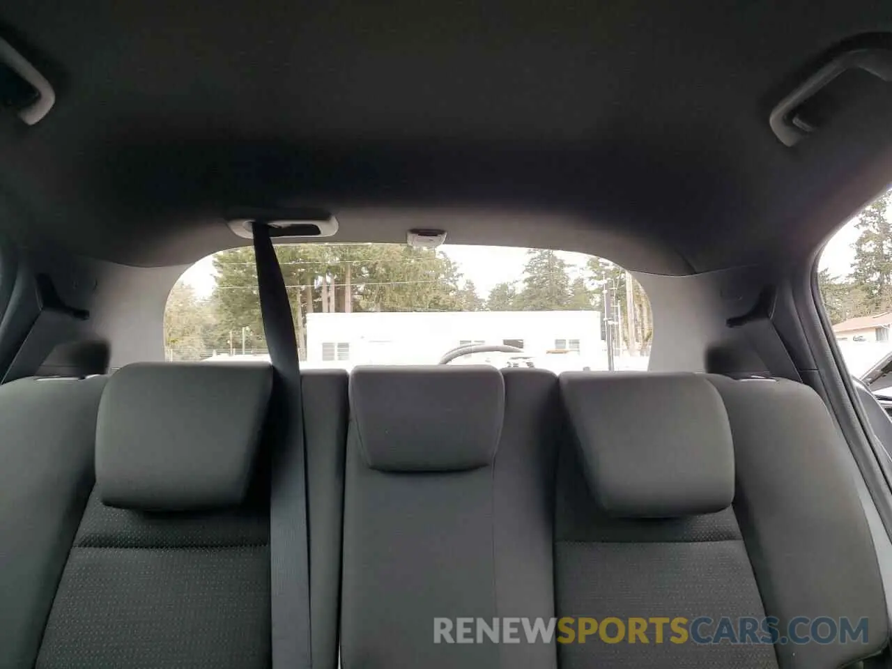 10 Photograph of a damaged car 3CZRU6H13KG714175 HONDA HR-V 2019