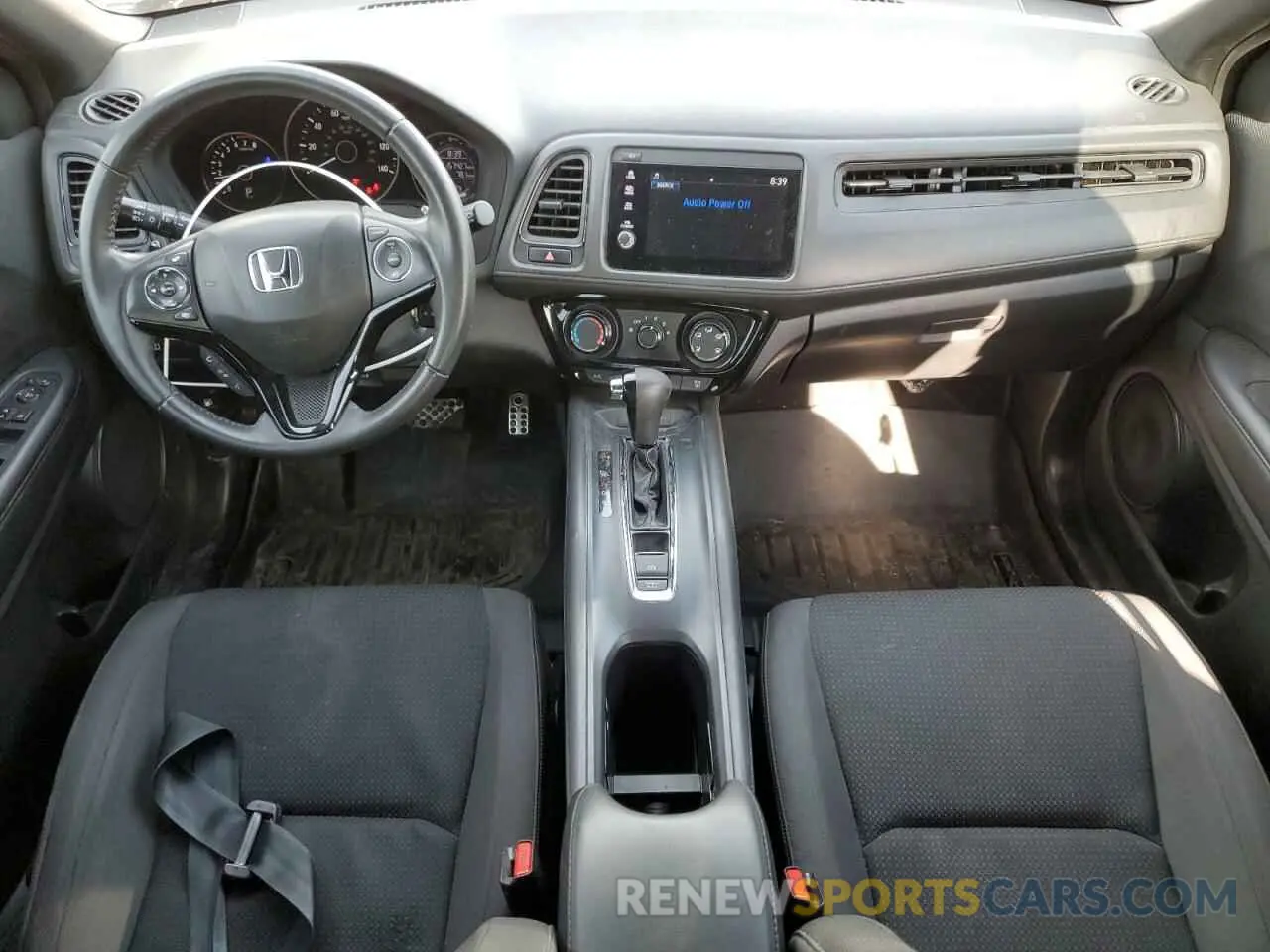 8 Photograph of a damaged car 3CZRU6H13KG717738 HONDA HR-V 2019