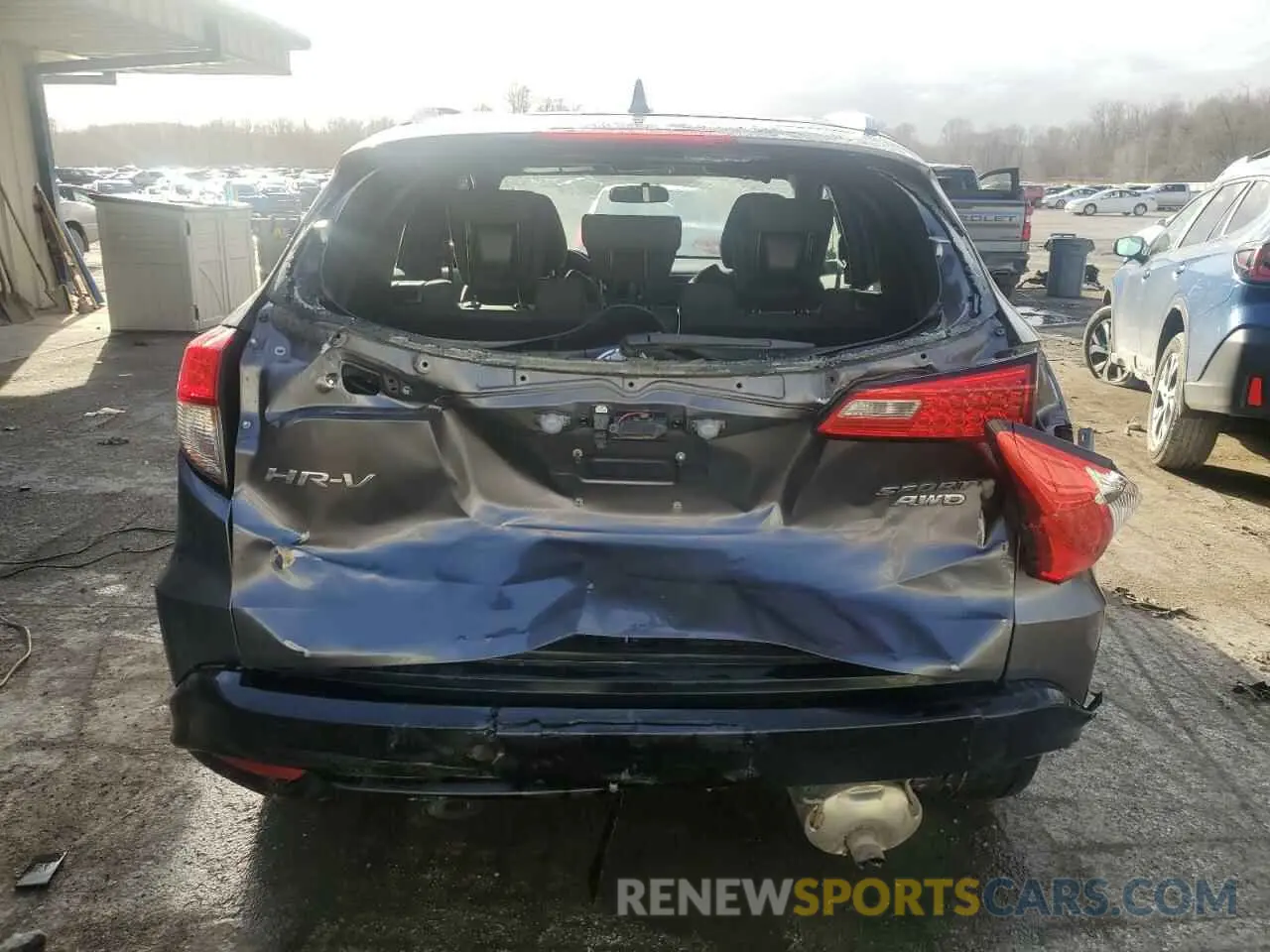 6 Photograph of a damaged car 3CZRU6H13KG723457 HONDA HR-V 2019