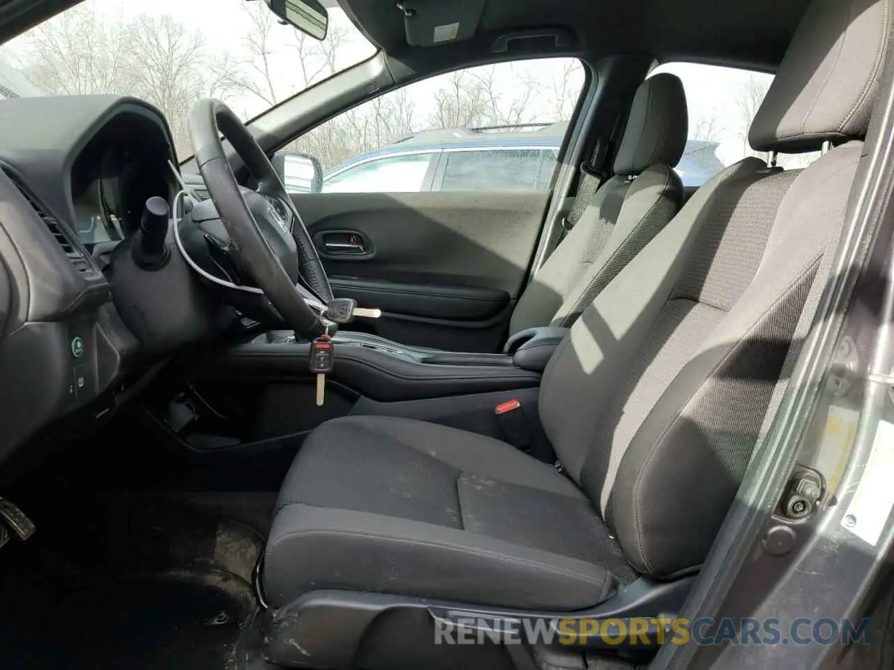 7 Photograph of a damaged car 3CZRU6H13KG723457 HONDA HR-V 2019