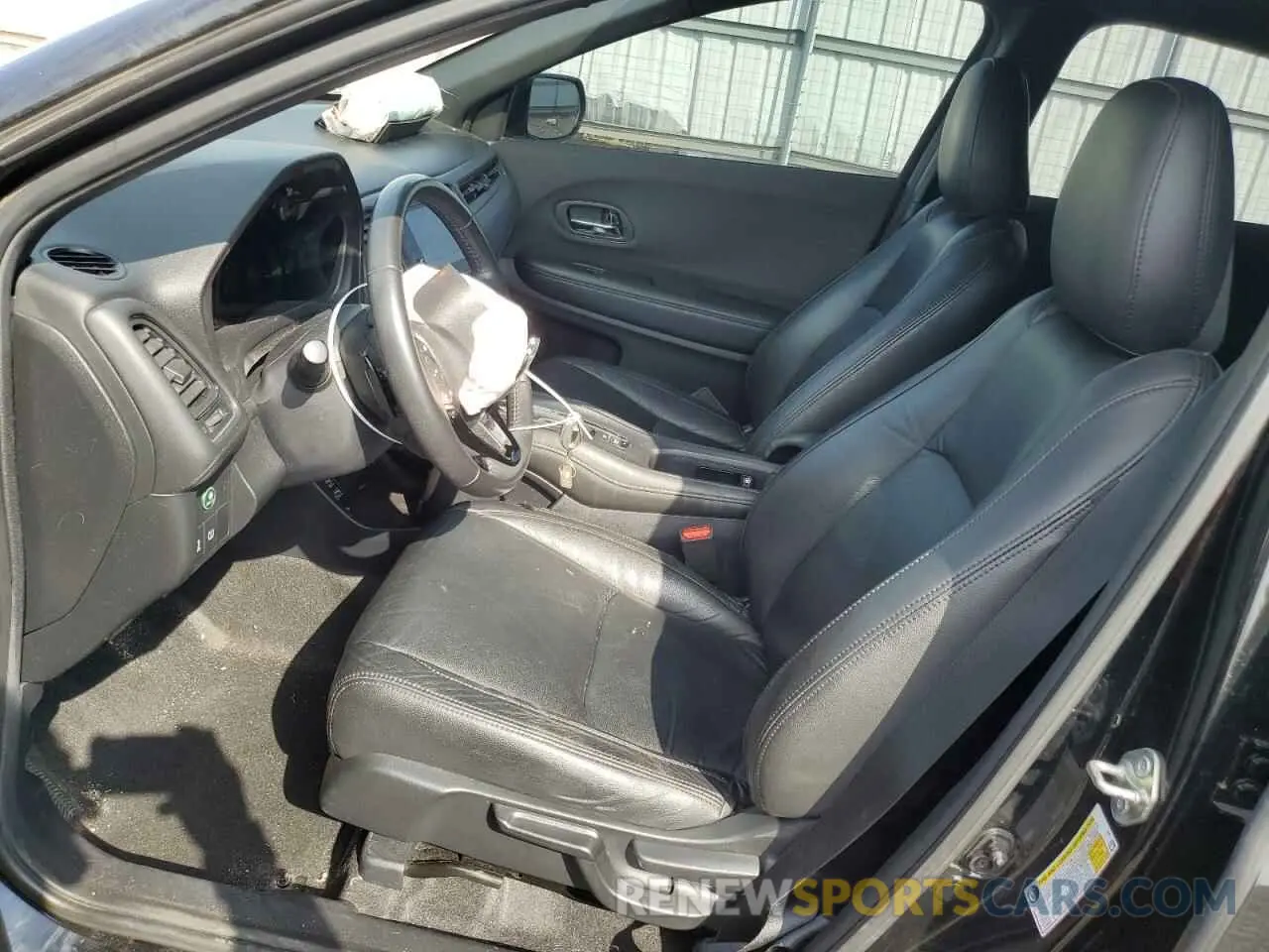 7 Photograph of a damaged car 3CZRU6H13KG726830 HONDA HR-V 2019