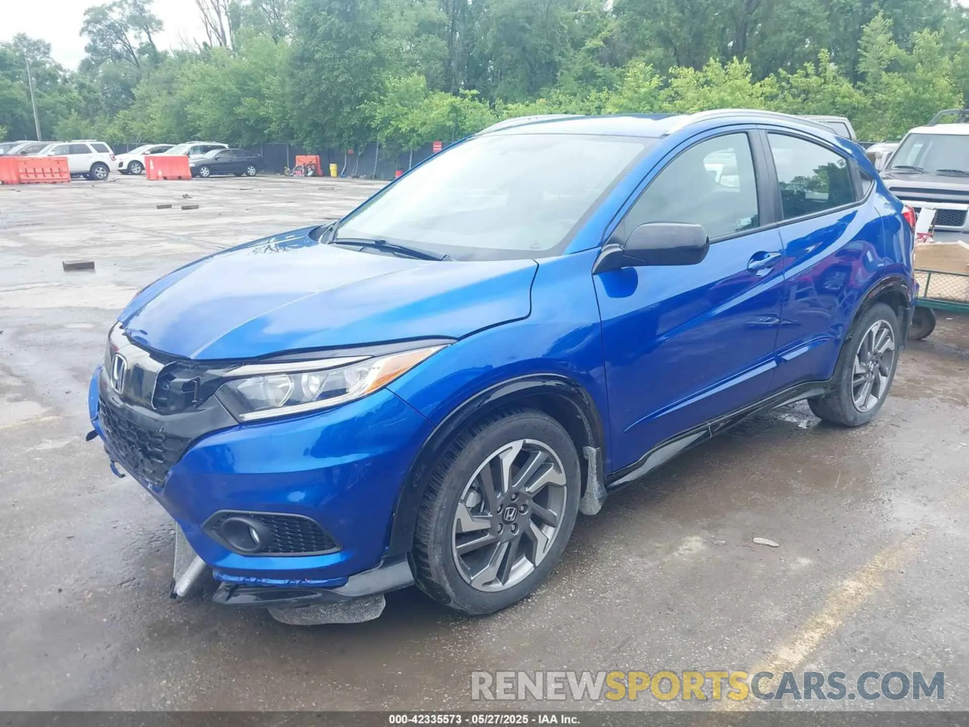 2 Photograph of a damaged car 3CZRU6H14KG701144 HONDA HR-V 2019
