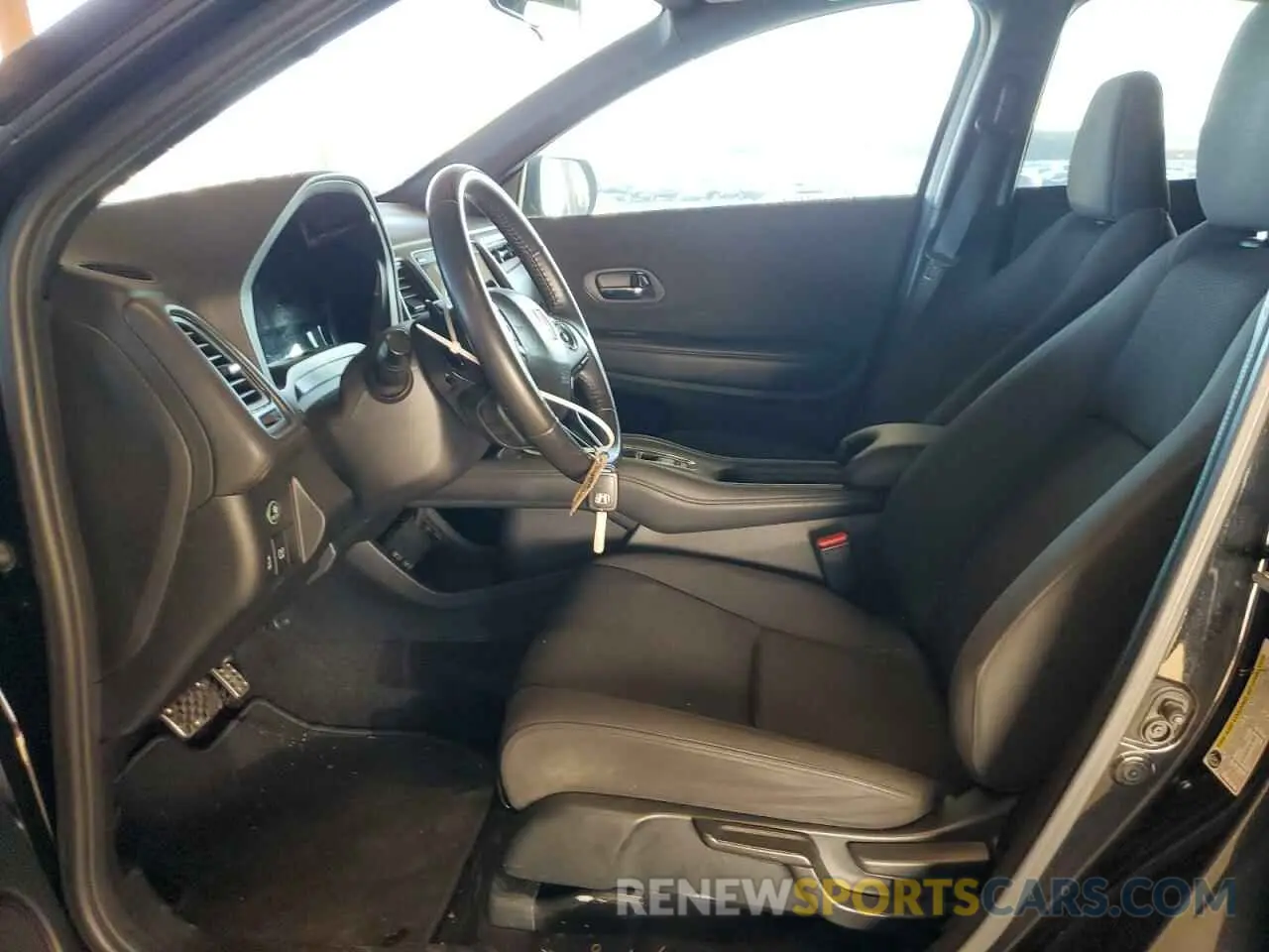 7 Photograph of a damaged car 3CZRU6H14KG707803 HONDA HR-V 2019