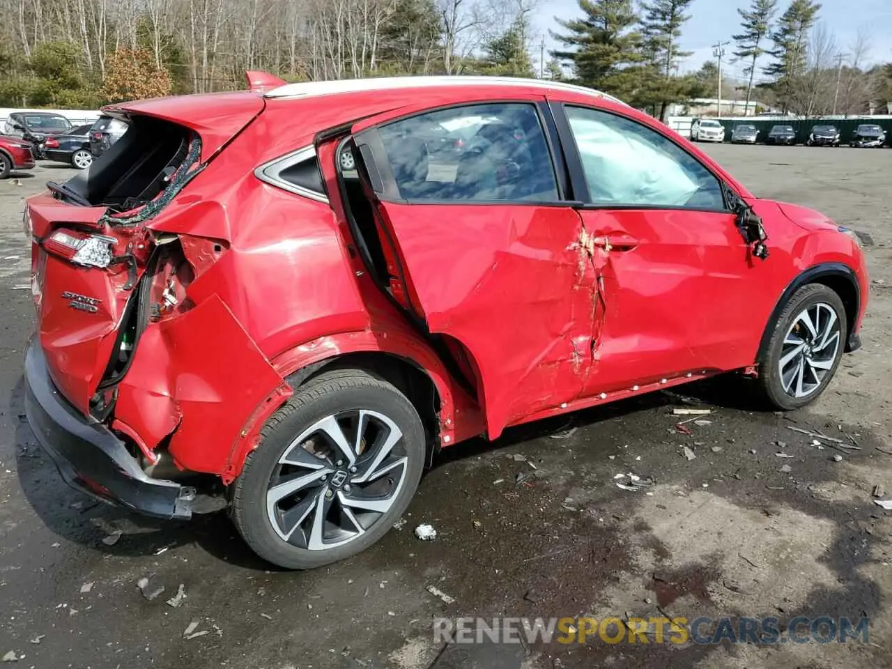 3 Photograph of a damaged car 3CZRU6H14KG714282 HONDA HR-V 2019