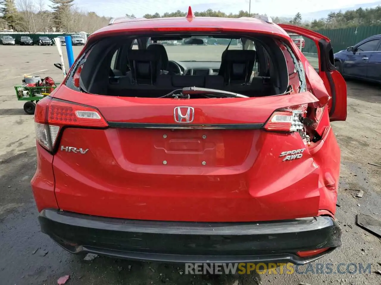 6 Photograph of a damaged car 3CZRU6H14KG714282 HONDA HR-V 2019