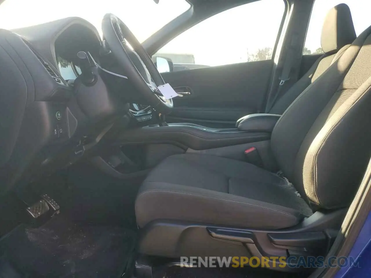 7 Photograph of a damaged car 3CZRU6H14KG716226 HONDA HR-V 2019