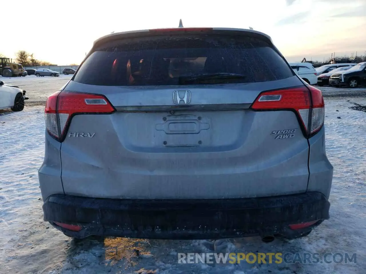6 Photograph of a damaged car 3CZRU6H14KG720082 HONDA HR-V 2019