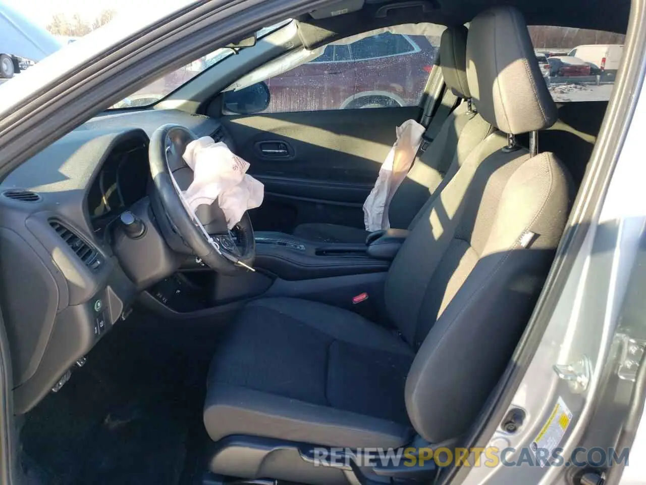7 Photograph of a damaged car 3CZRU6H14KG720082 HONDA HR-V 2019