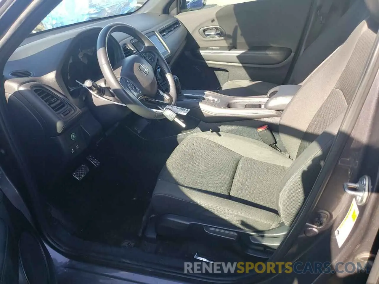 7 Photograph of a damaged car 3CZRU6H14KG730336 HONDA HR-V 2019